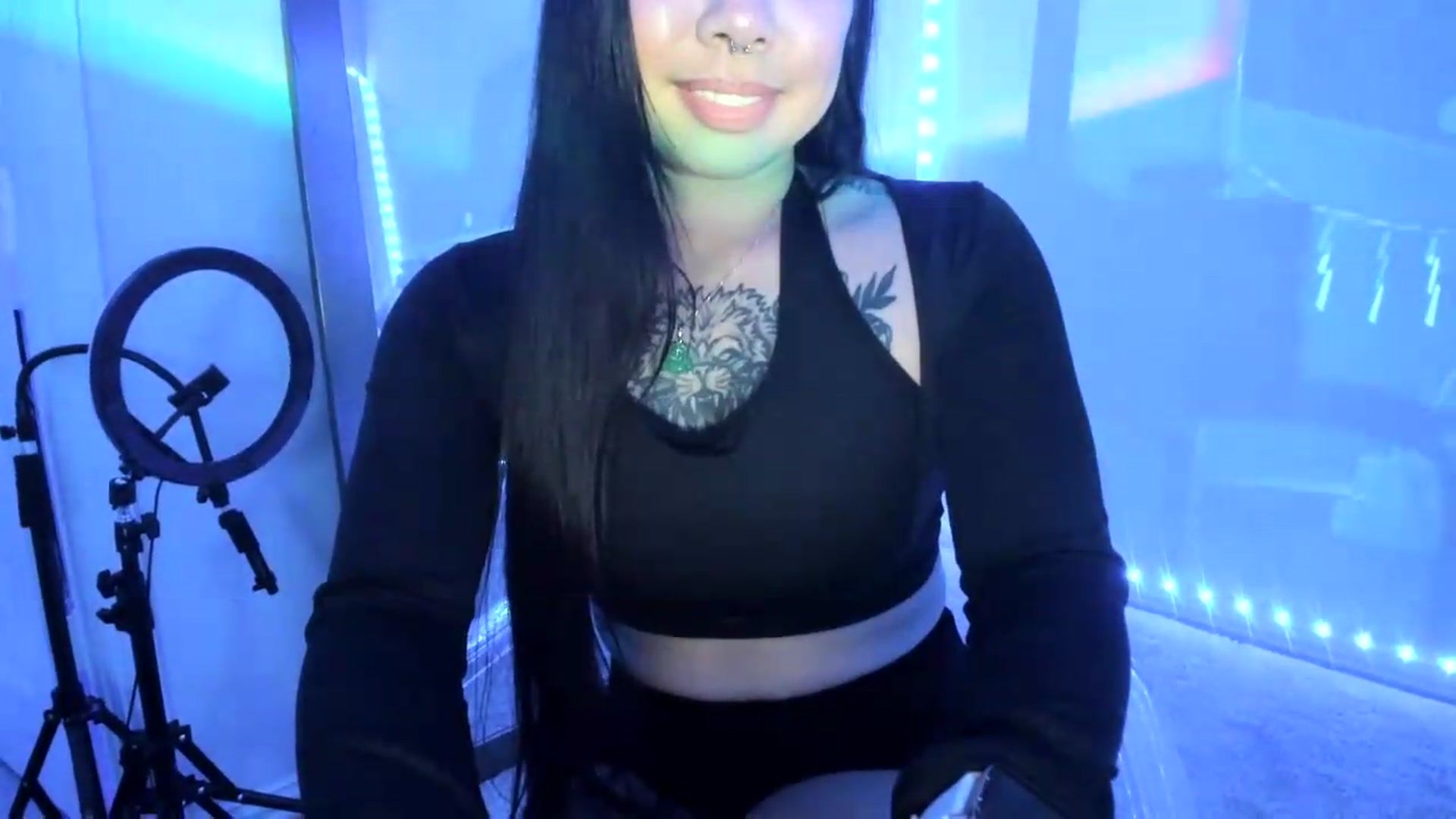Gallery image thumbnail from dolllface's myfreecams stream on, 08/06/2026, 06:45 image 6 of 20