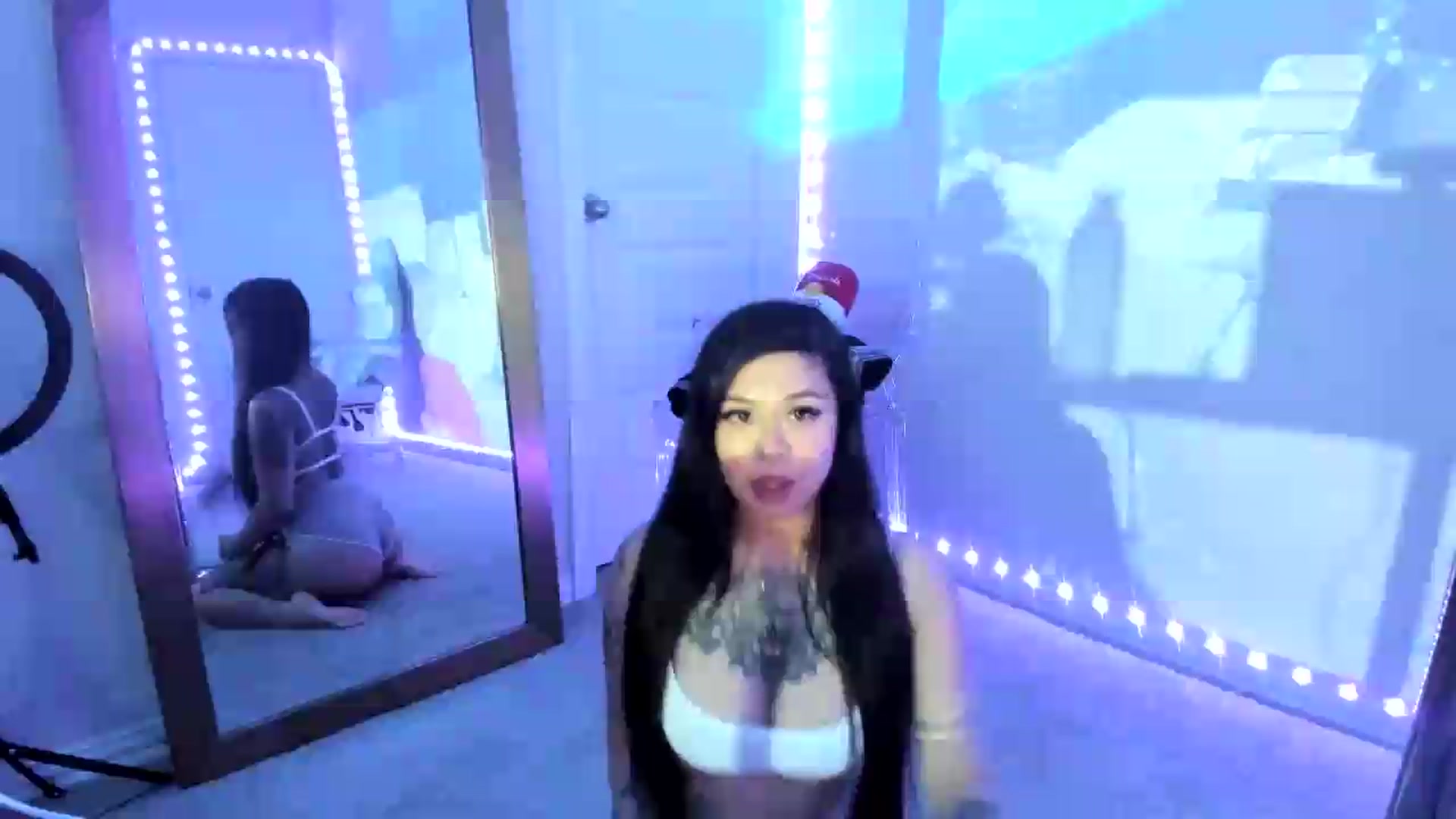 Gallery image thumbnail from dolllface's myfreecams stream on, 08/07/2026, 07:27 image 2 of 20