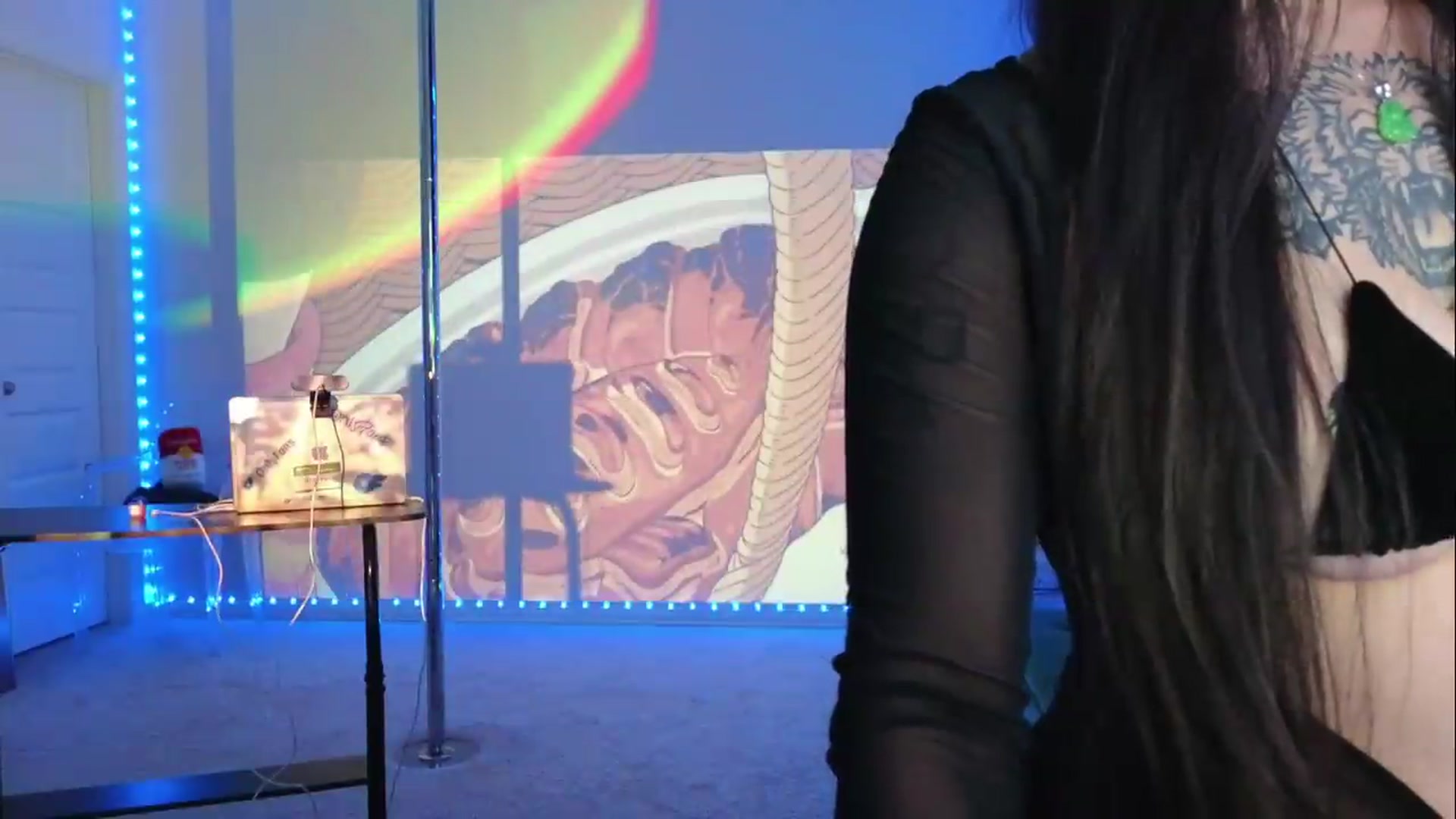 Gallery image thumbnail from dolllface's myfreecams stream on, 08/08/2026, 03:53 image 18 of 20