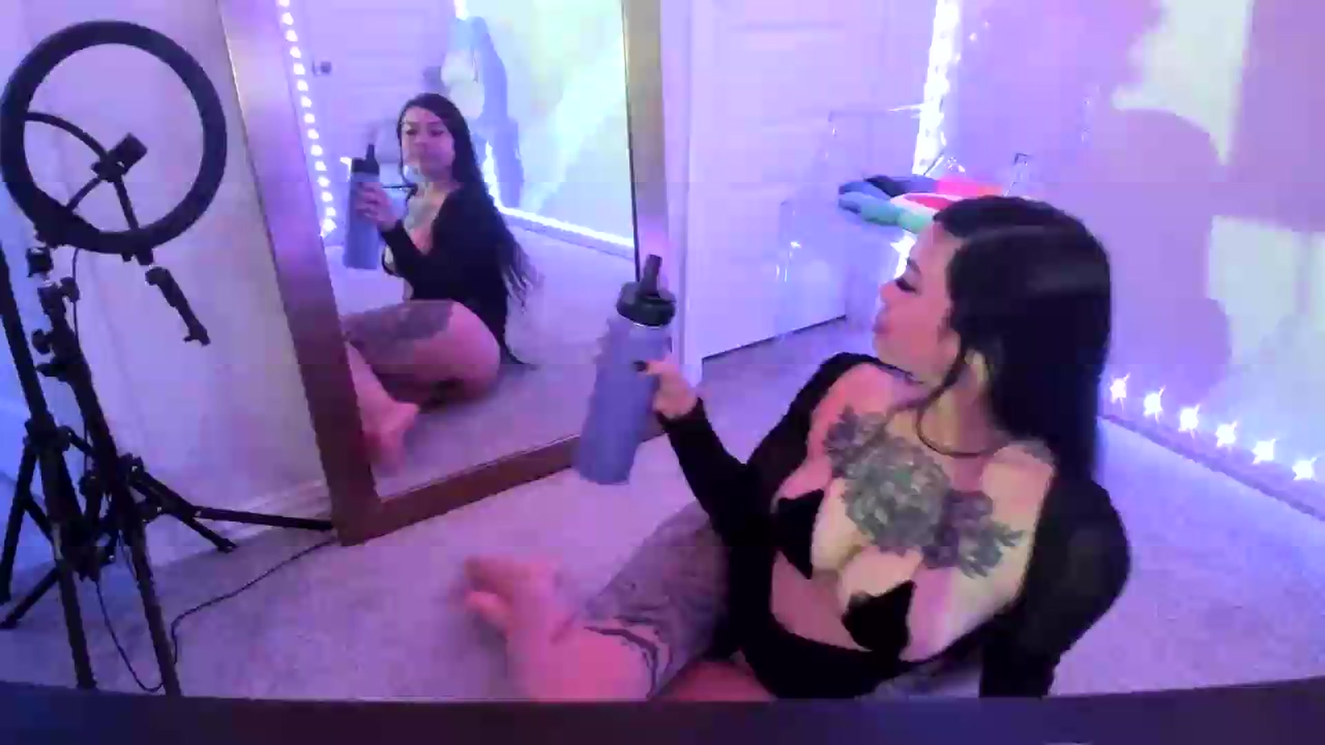 Gallery image thumbnail from dolllface's myfreecams stream on, 08/08/2026, 11:45 image 18 of 20