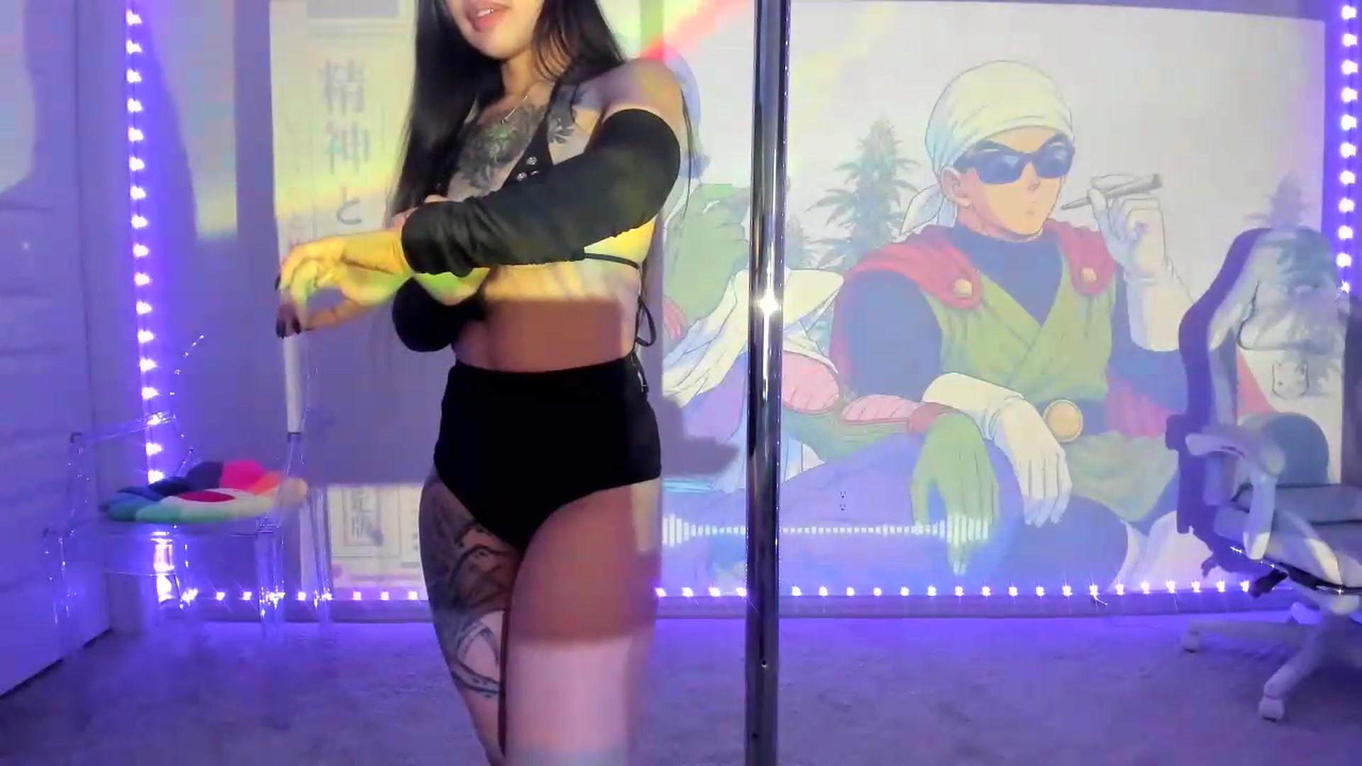 Gallery image thumbnail from dolllface's myfreecams stream on, 08/09/2026, 12:48 image 6 of 20