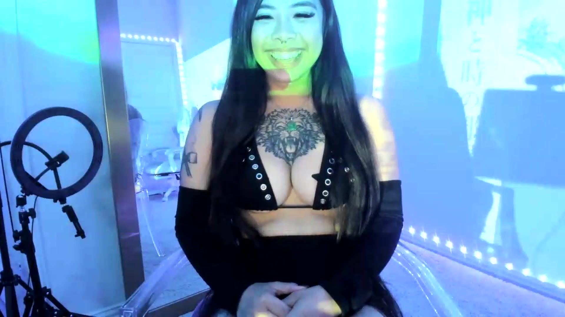 Gallery image thumbnail from dolllface's myfreecams stream on, 08/09/2026, 12:48 image 2 of 20