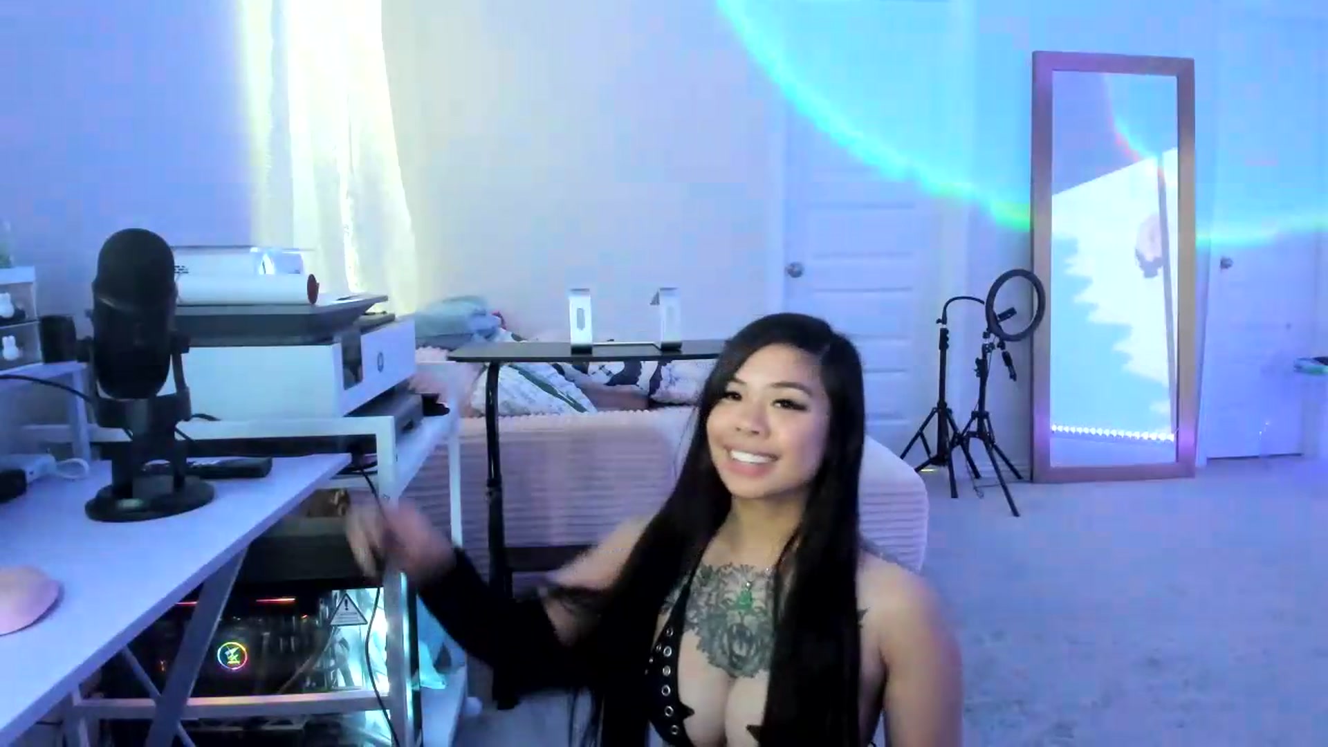 Gallery image thumbnail from dolllface's myfreecams stream on, 08/09/2026, 13:10 image 20 of 20