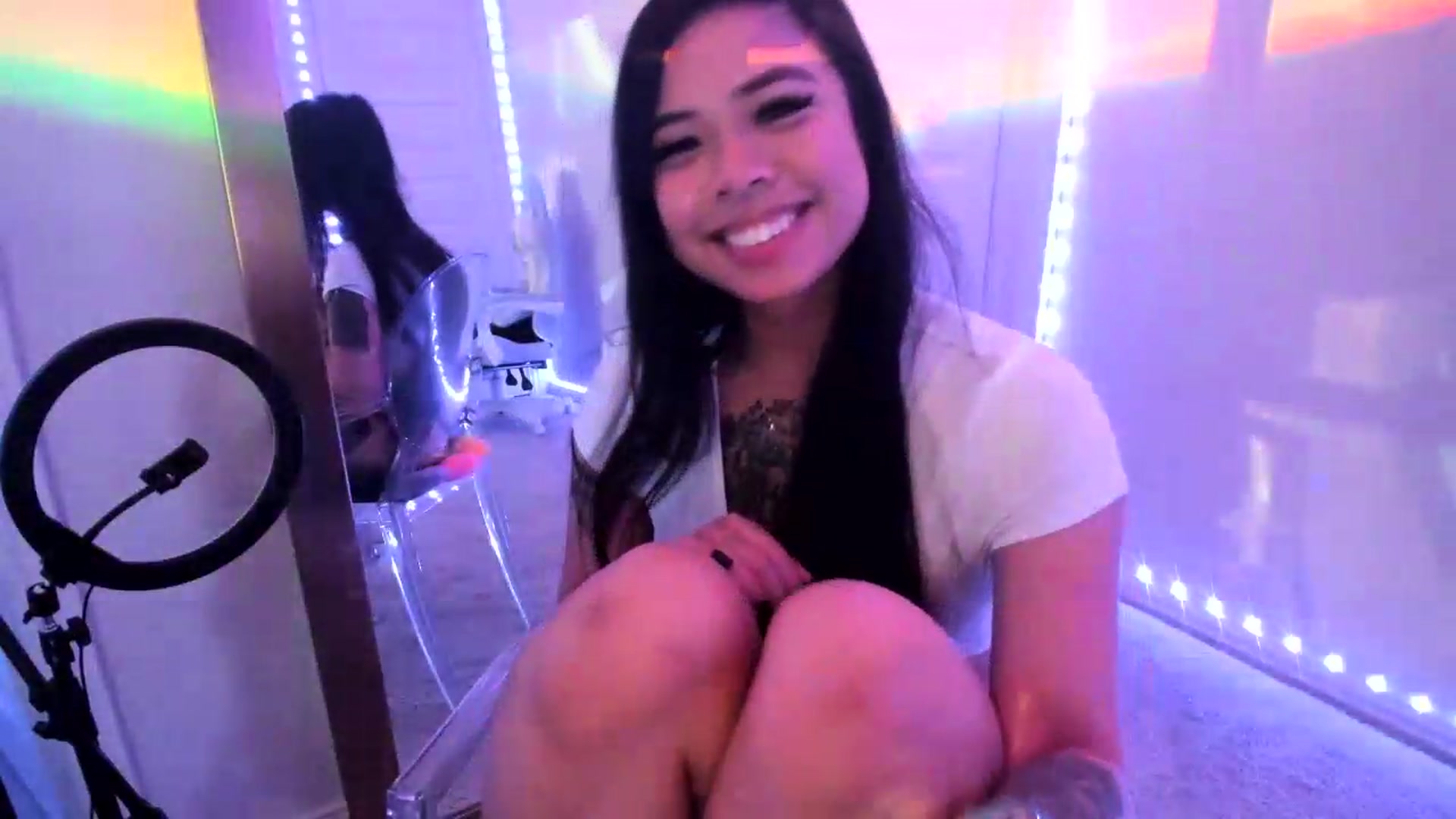 Gallery image thumbnail from dolllface's myfreecams stream on, 08/10/2026, 13:28 image 9 of 20