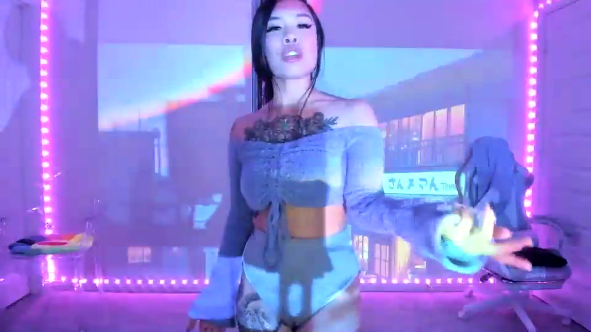 Gallery image thumbnail from dolllface's myfreecams stream on, 08/11/2026, 09:55 image 16 of 20