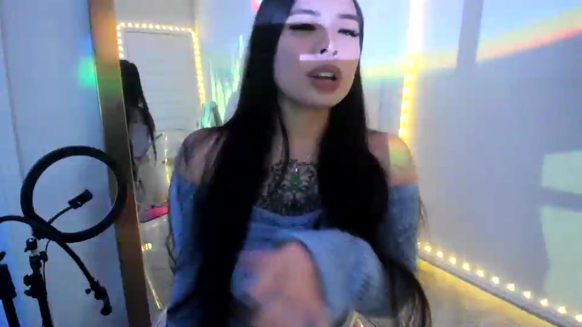 Gallery image thumbnail from dolllface's myfreecams stream on, 08/11/2026, 09:55 image 2 of 20