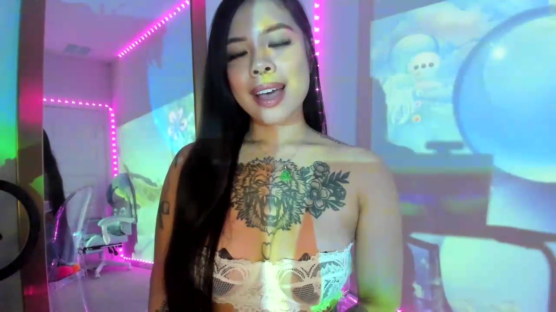 Gallery image thumbnail from dolllface's myfreecams stream on, 08/12/2026, 03:23 image 6 of 20