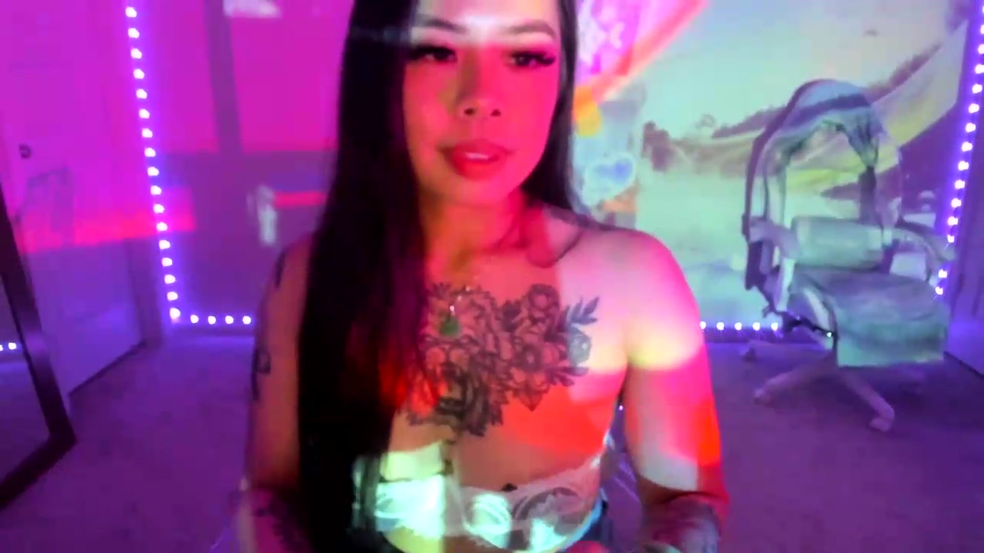 Gallery image thumbnail from dolllface's myfreecams stream on, 08/12/2026, 04:01 image 19 of 20
