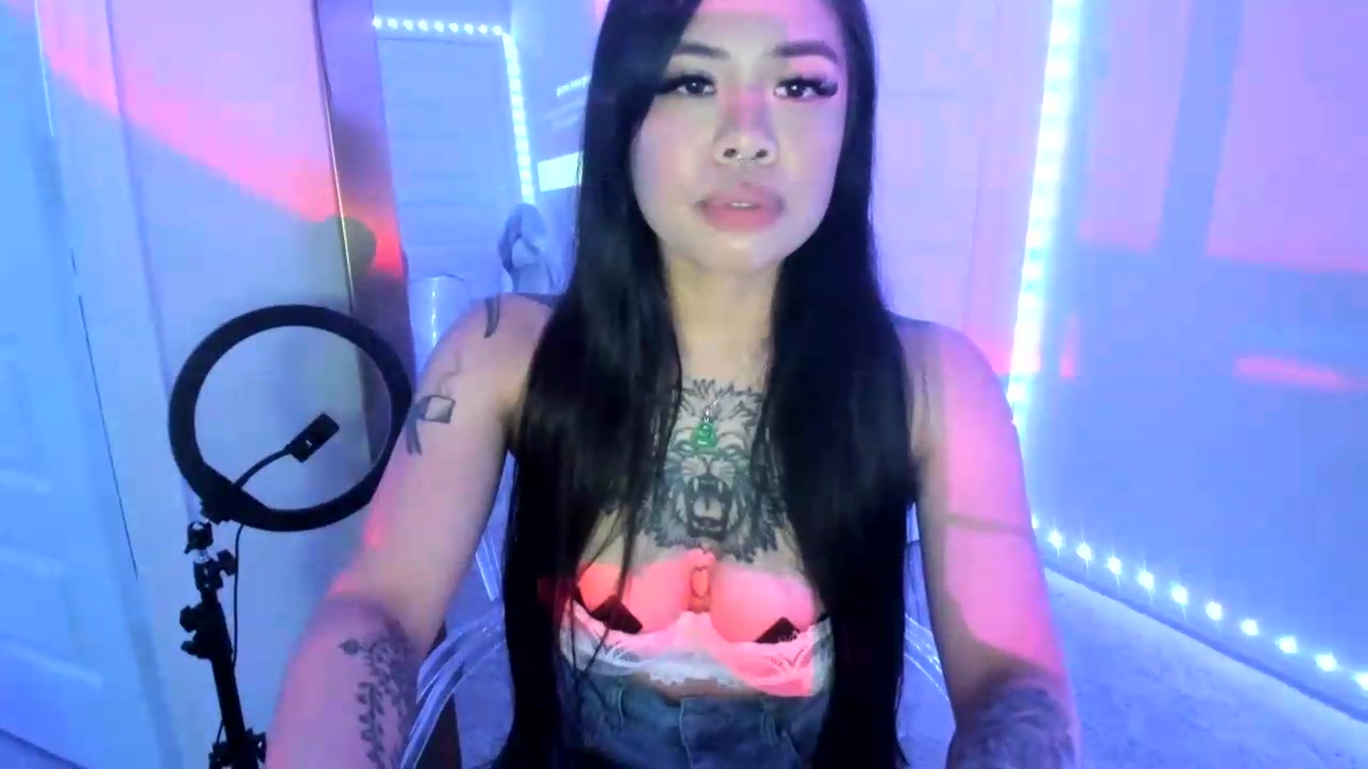 Gallery image thumbnail from dolllface's myfreecams stream on, 08/12/2026, 06:47 image 4 of 20