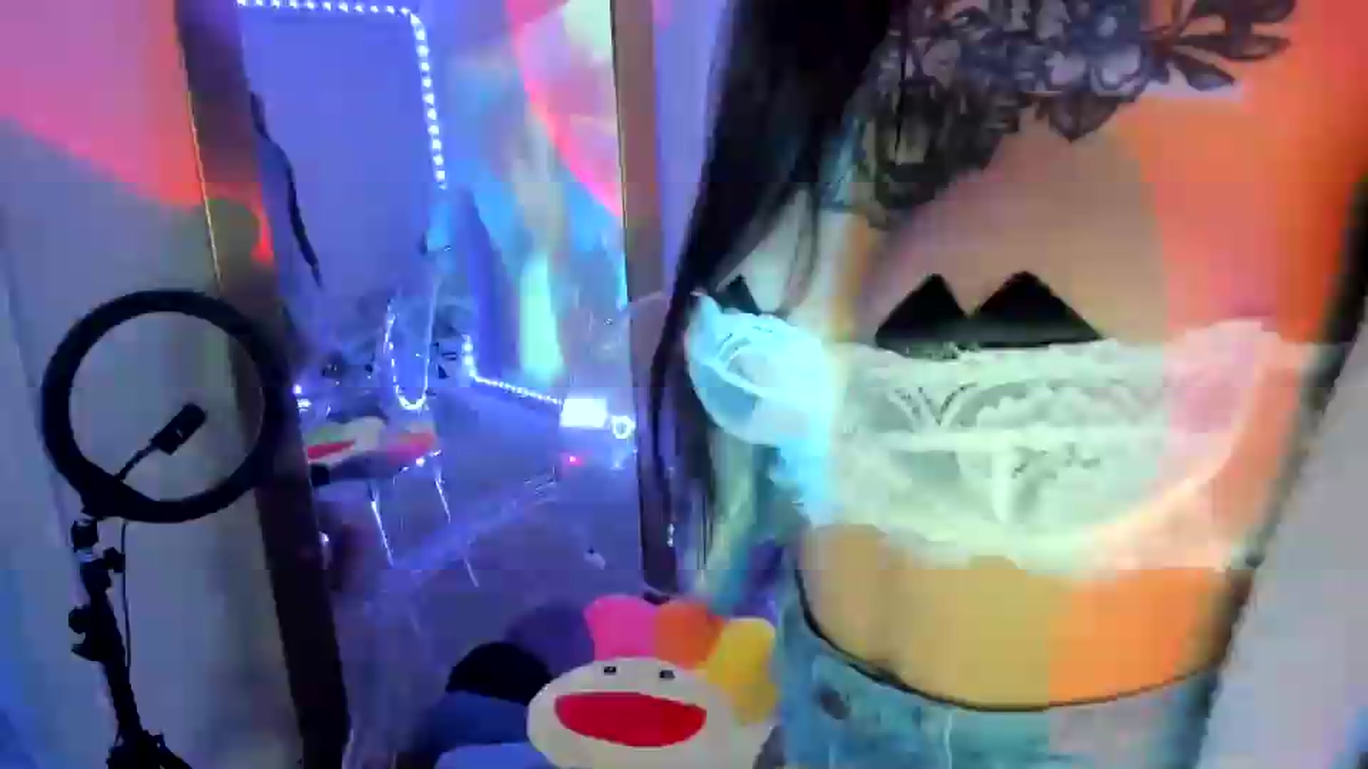 Gallery image thumbnail from dolllface's myfreecams stream on, 08/12/2026, 12:49 image 12 of 20