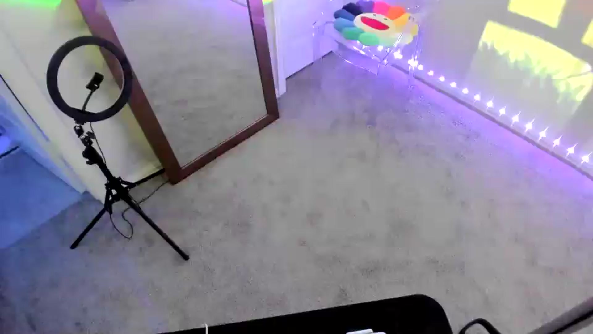 Gallery image thumbnail from dolllface's myfreecams stream on, 08/12/2026, 12:49 image 10 of 20
