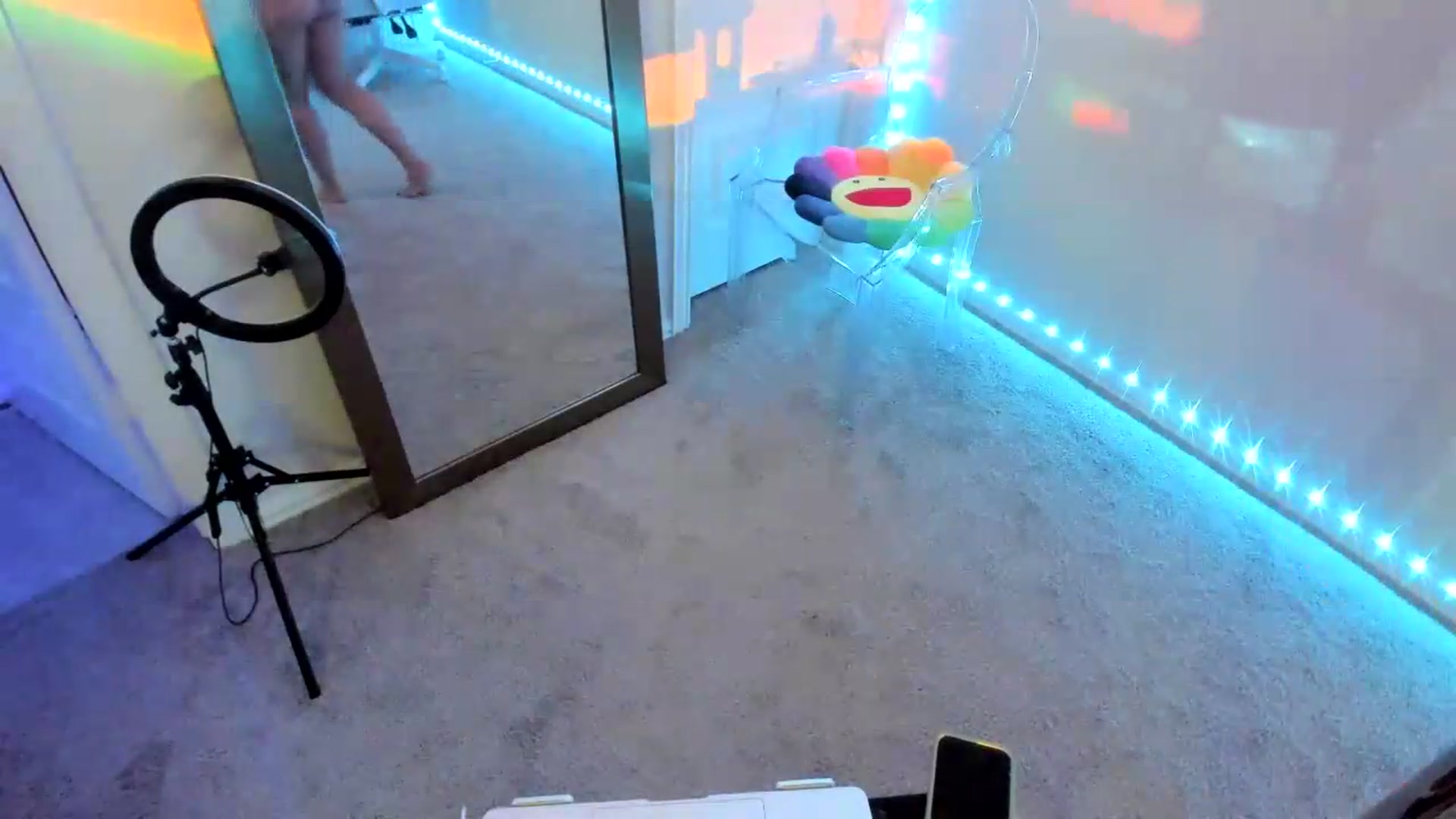 Gallery image thumbnail from dolllface's myfreecams stream on, 08/13/2026, 11:43 image 4 of 20