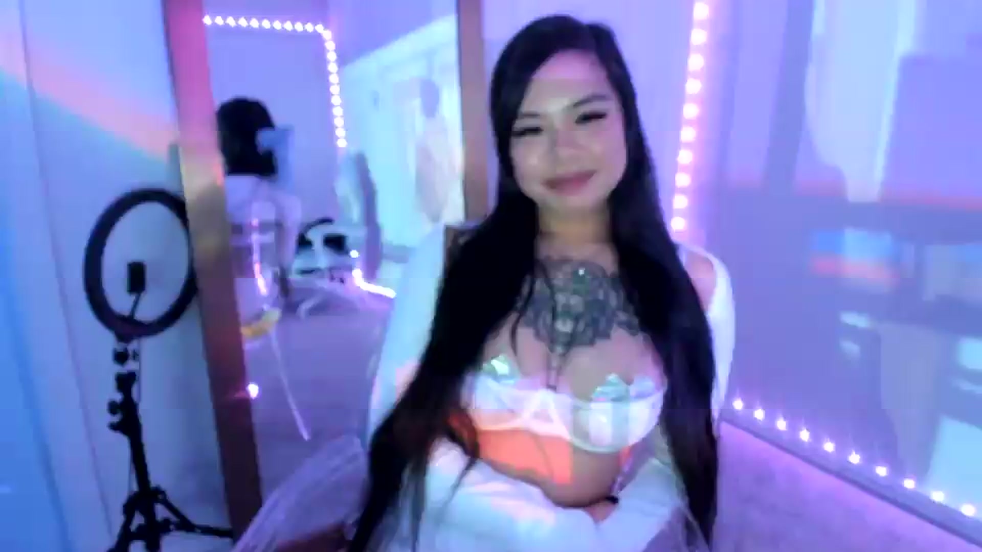 Gallery image thumbnail from dolllface's myfreecams stream on, 08/14/2026, 03:52 image 20 of 20