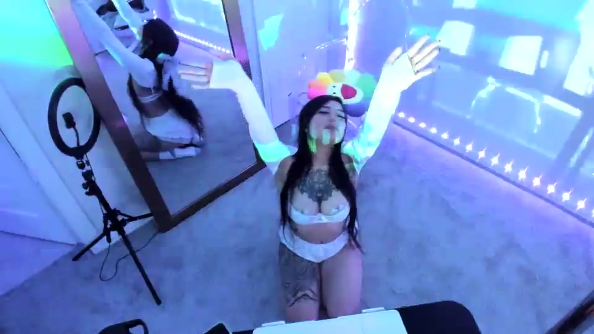 Gallery image thumbnail from dolllface's myfreecams stream on, 08/14/2026, 08:52 image 11 of 20