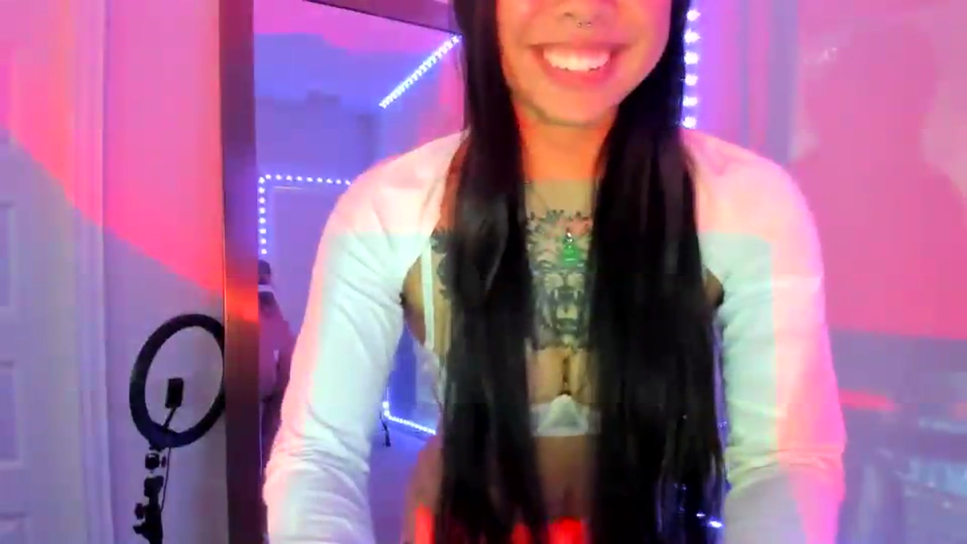 Gallery image thumbnail from dolllface's myfreecams stream on, 08/14/2026, 13:46 image 19 of 20