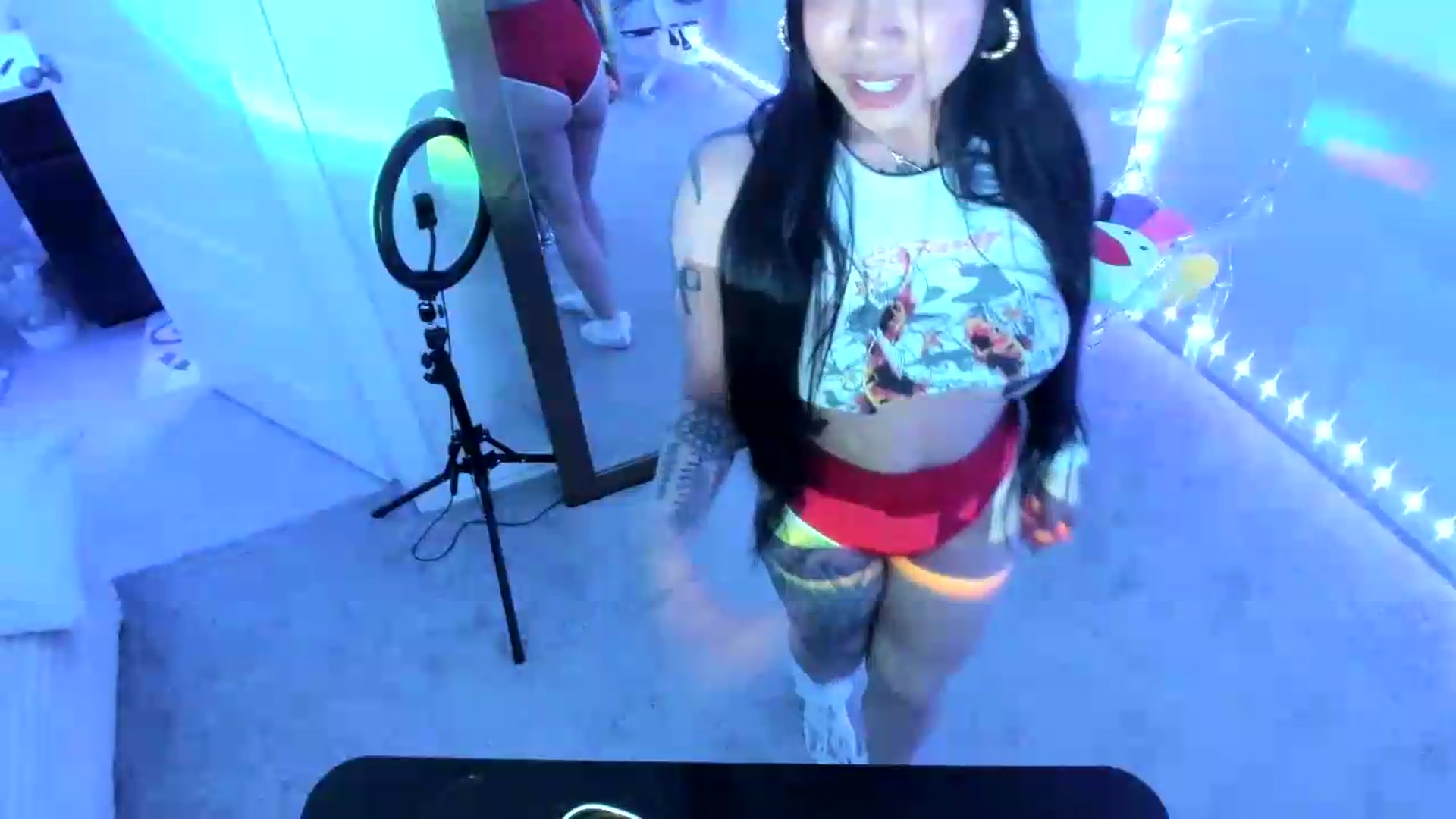 Gallery image thumbnail from dolllface's myfreecams stream on, 08/15/2026, 06:13 image 14 of 20