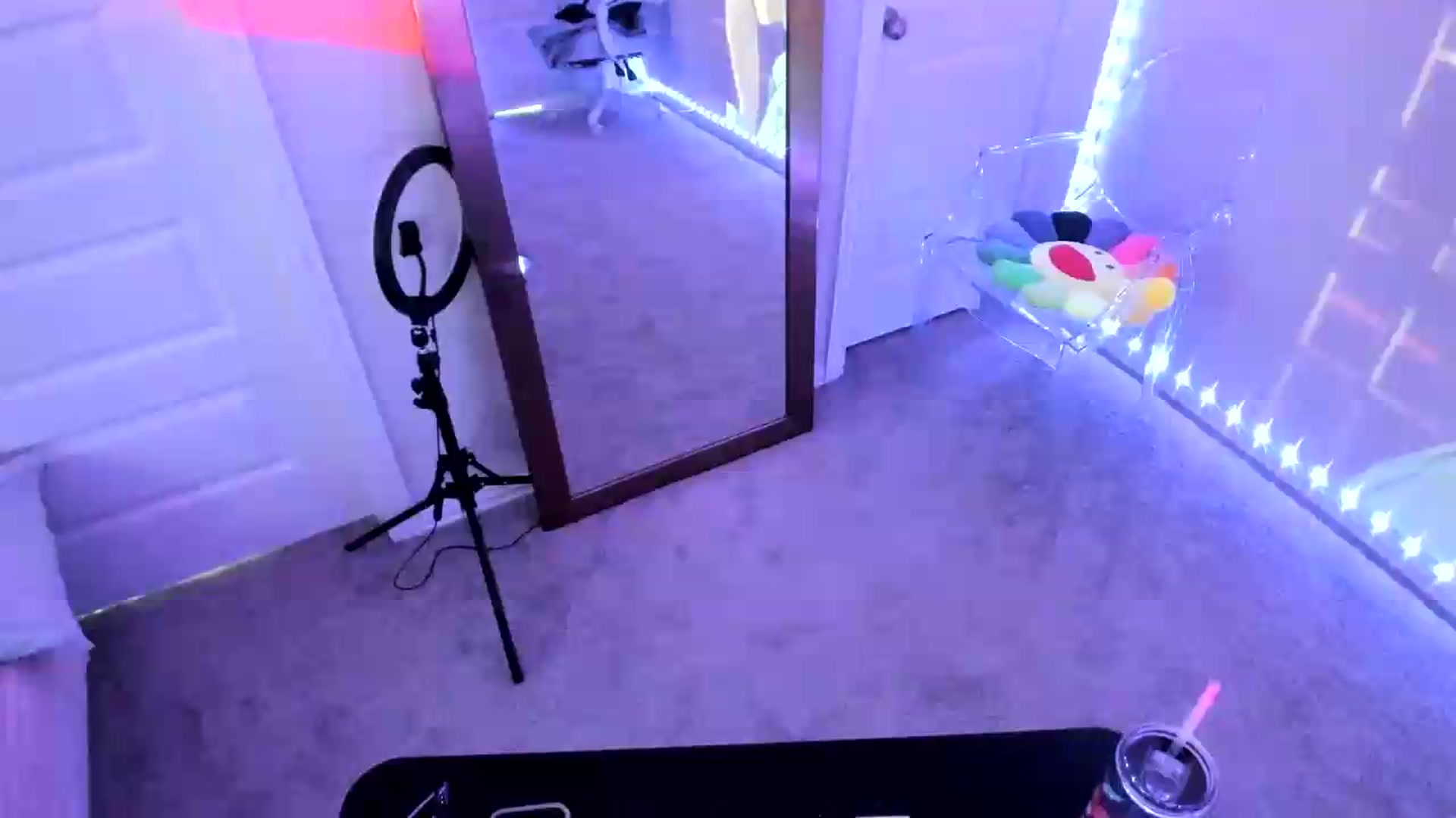 Gallery image thumbnail from dolllface's myfreecams stream on, 08/15/2026, 16:49 image 7 of 20