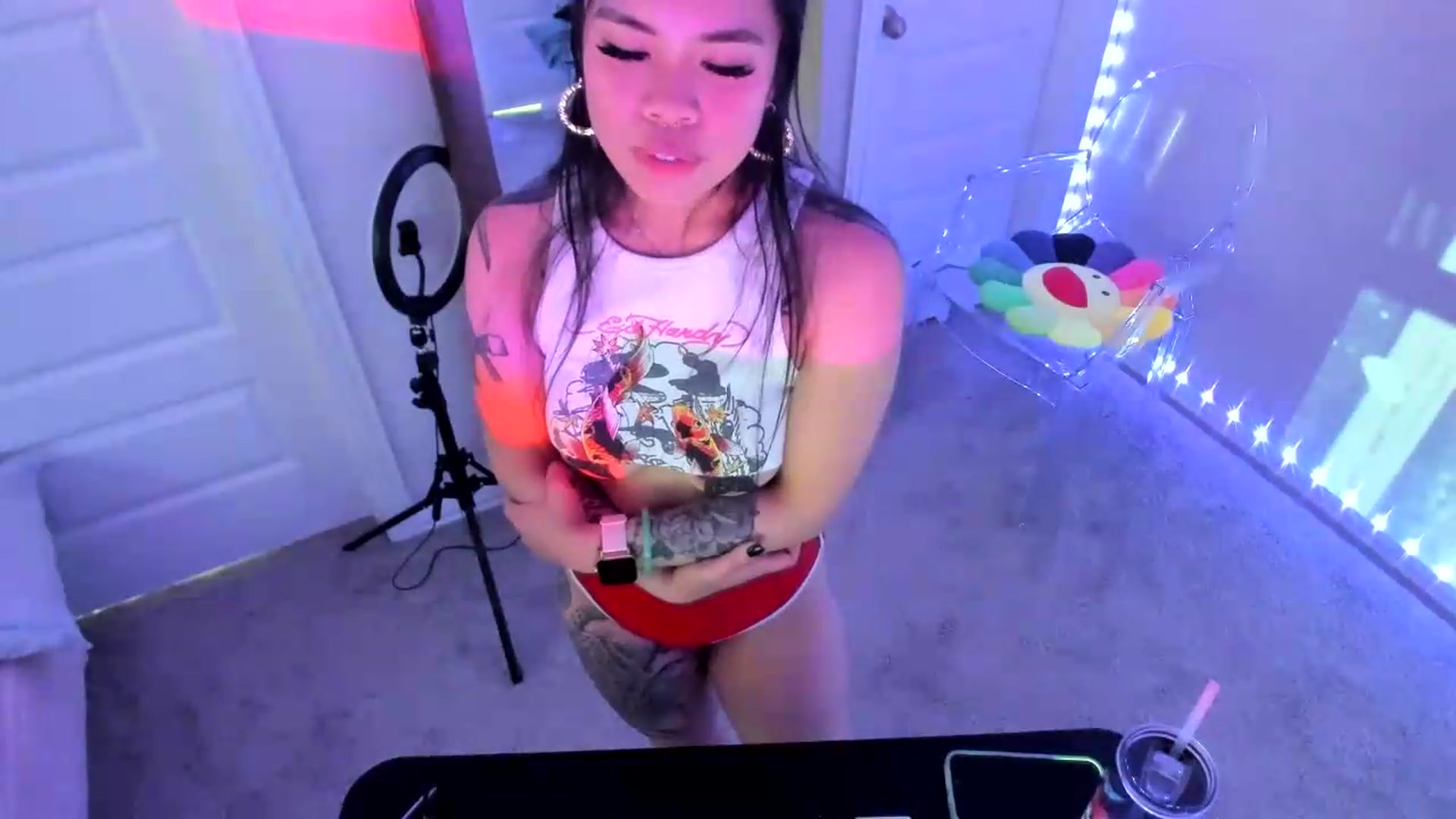 Gallery image thumbnail from dolllface's myfreecams stream on, 08/15/2026, 16:49 image 9 of 20