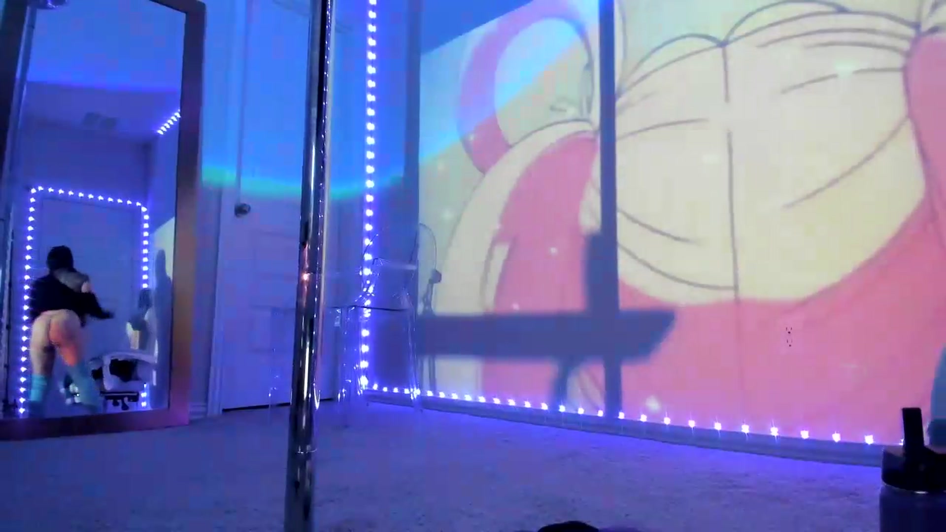 Gallery image thumbnail from dolllface's myfreecams stream on, 08/16/2026, 10:21 image 9 of 20