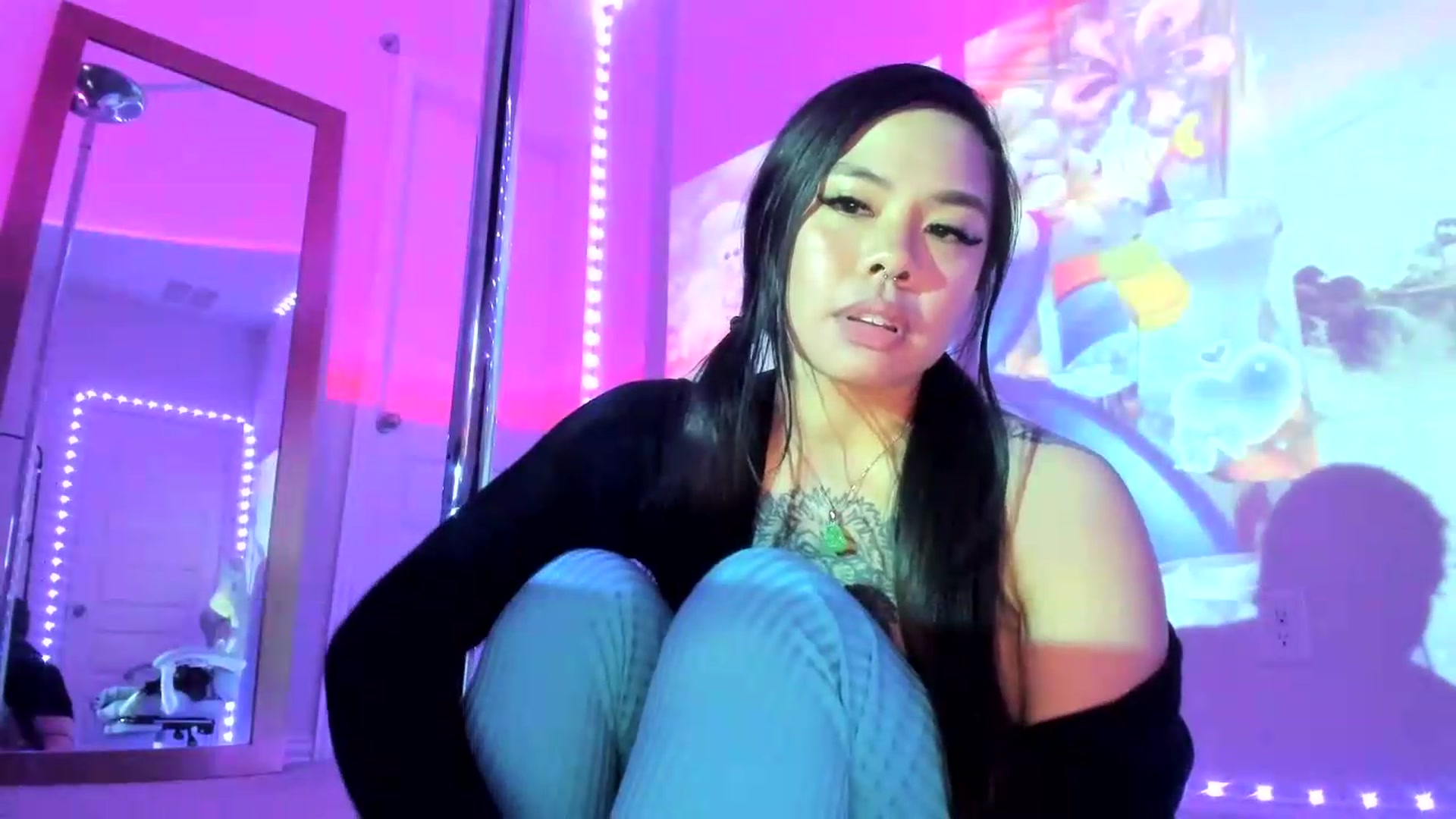 Gallery image thumbnail from dolllface's myfreecams stream on, 08/16/2026, 10:21 image 4 of 20