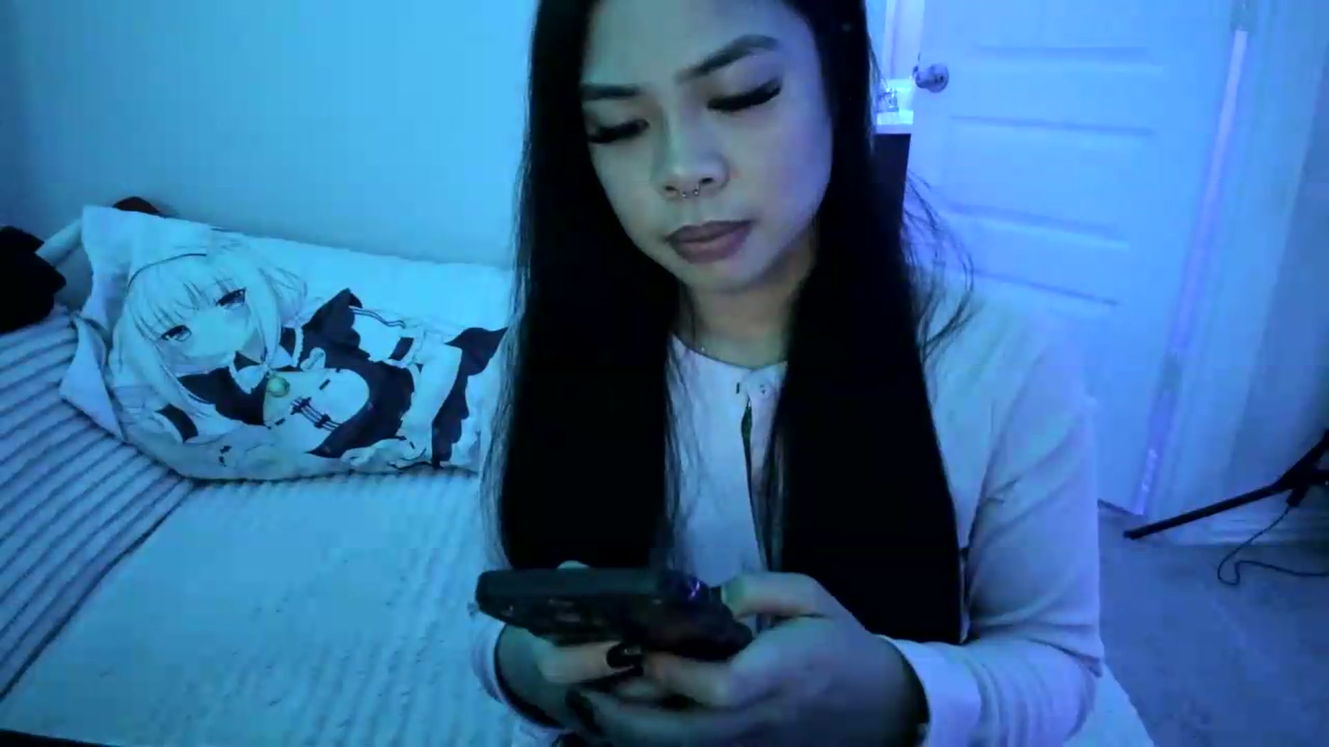 Gallery image thumbnail from dolllface's myfreecams stream on, 08/17/2026, 02:40 image 7 of 20