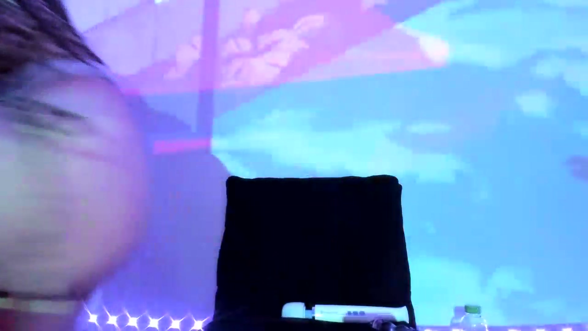 Gallery image thumbnail from dolllface's myfreecams stream on, 08/18/2026, 08:01 image 16 of 20