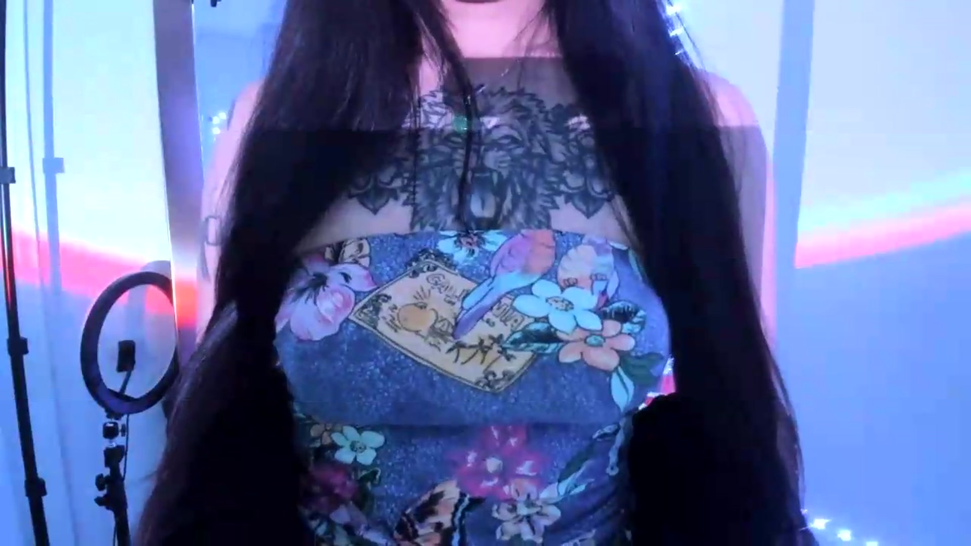 Gallery image thumbnail from dolllface's myfreecams stream on, 08/19/2026, 04:44 image 7 of 20