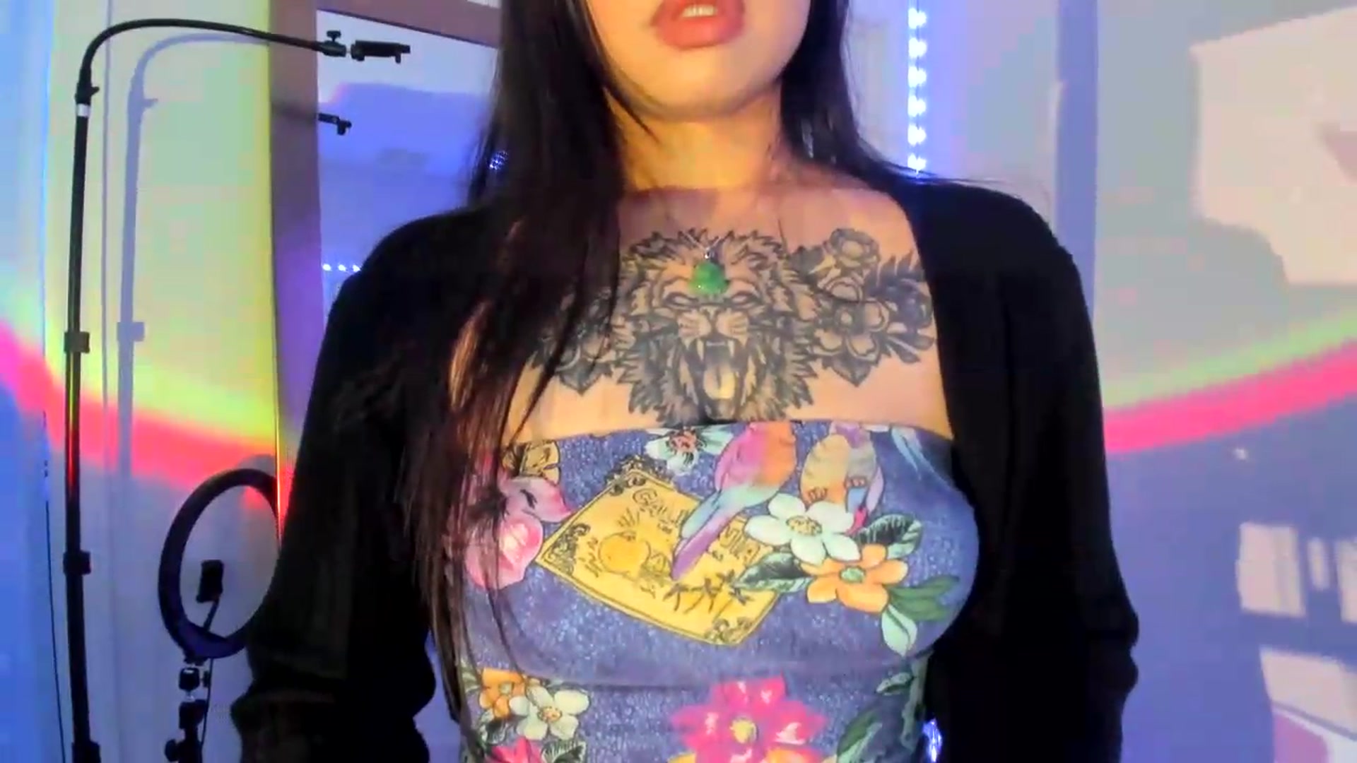 Gallery image thumbnail from dolllface's myfreecams stream on, 08/19/2026, 06:19 image 3 of 20