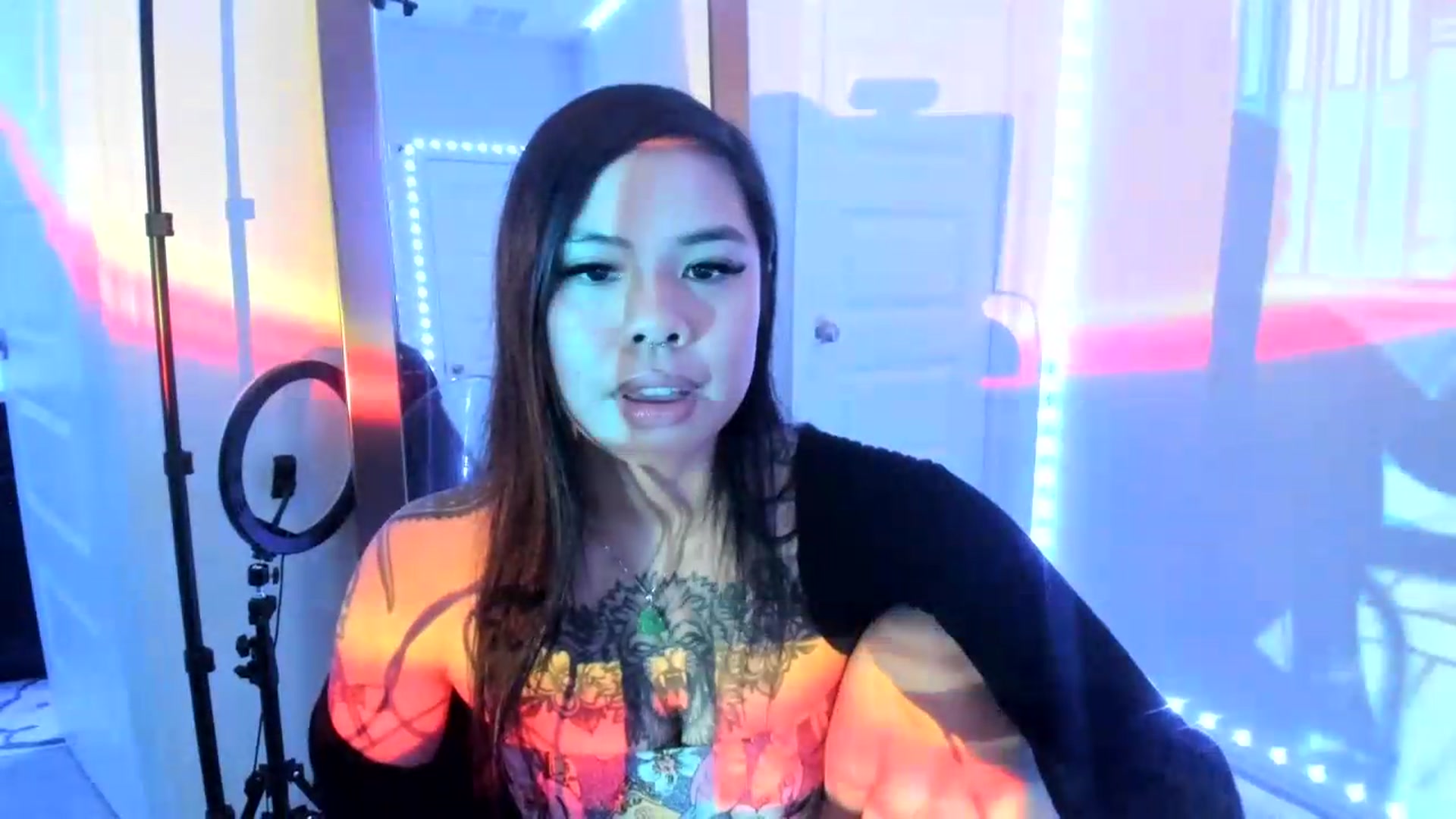 Gallery image thumbnail from dolllface's myfreecams stream on, 08/19/2026, 09:04 image 16 of 20