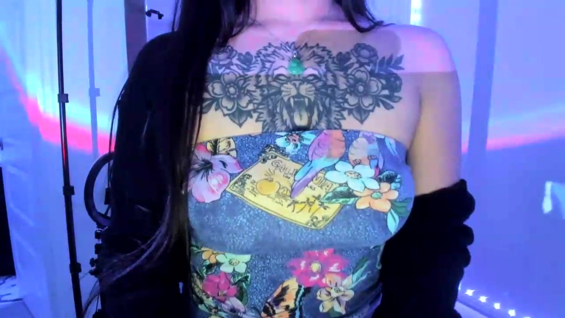 Gallery image thumbnail from dolllface's myfreecams stream on, 08/19/2026, 10:25 image 13 of 20