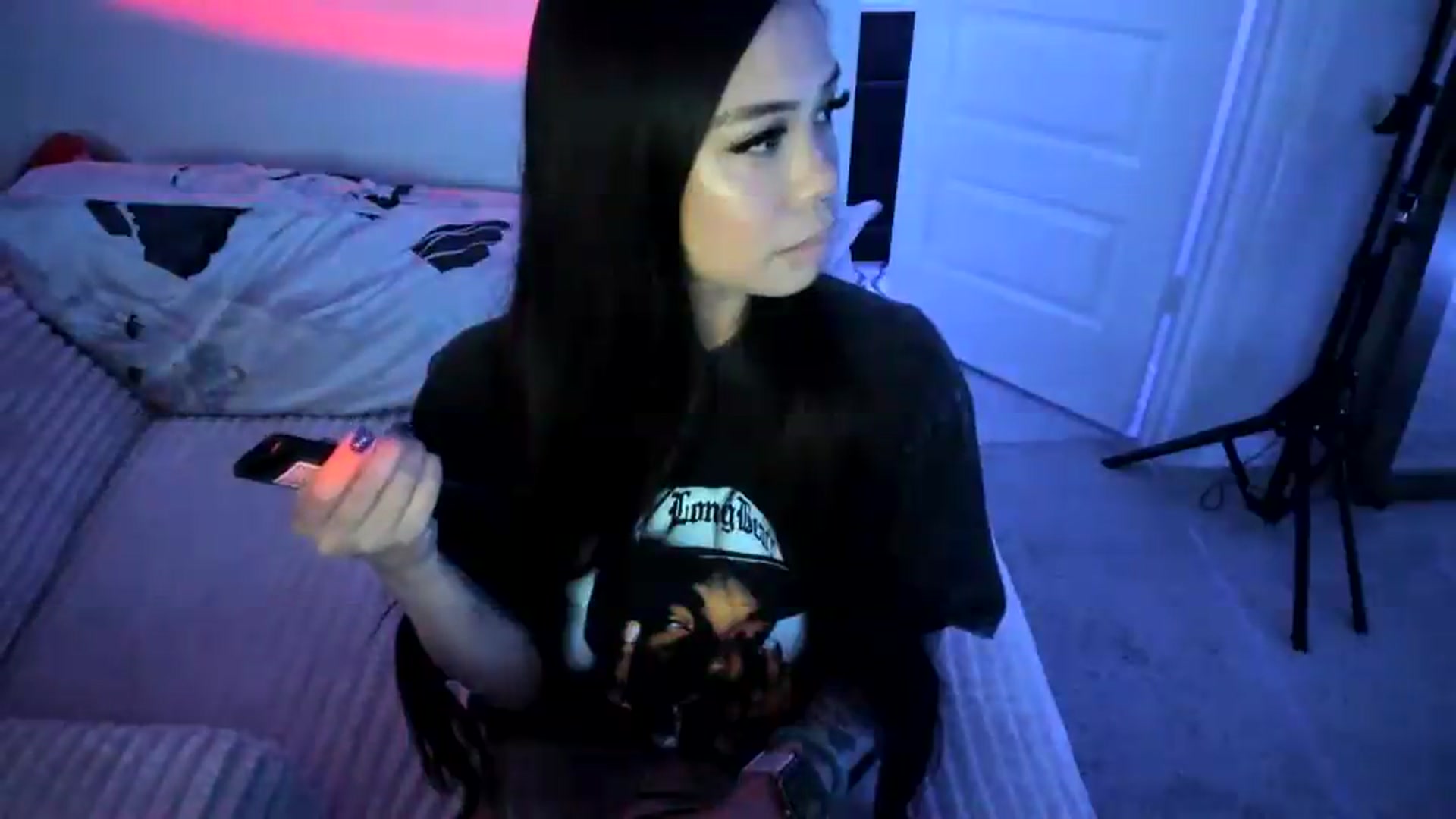 Gallery image thumbnail from dolllface's myfreecams stream on, 08/20/2026, 03:23 image 3 of 20