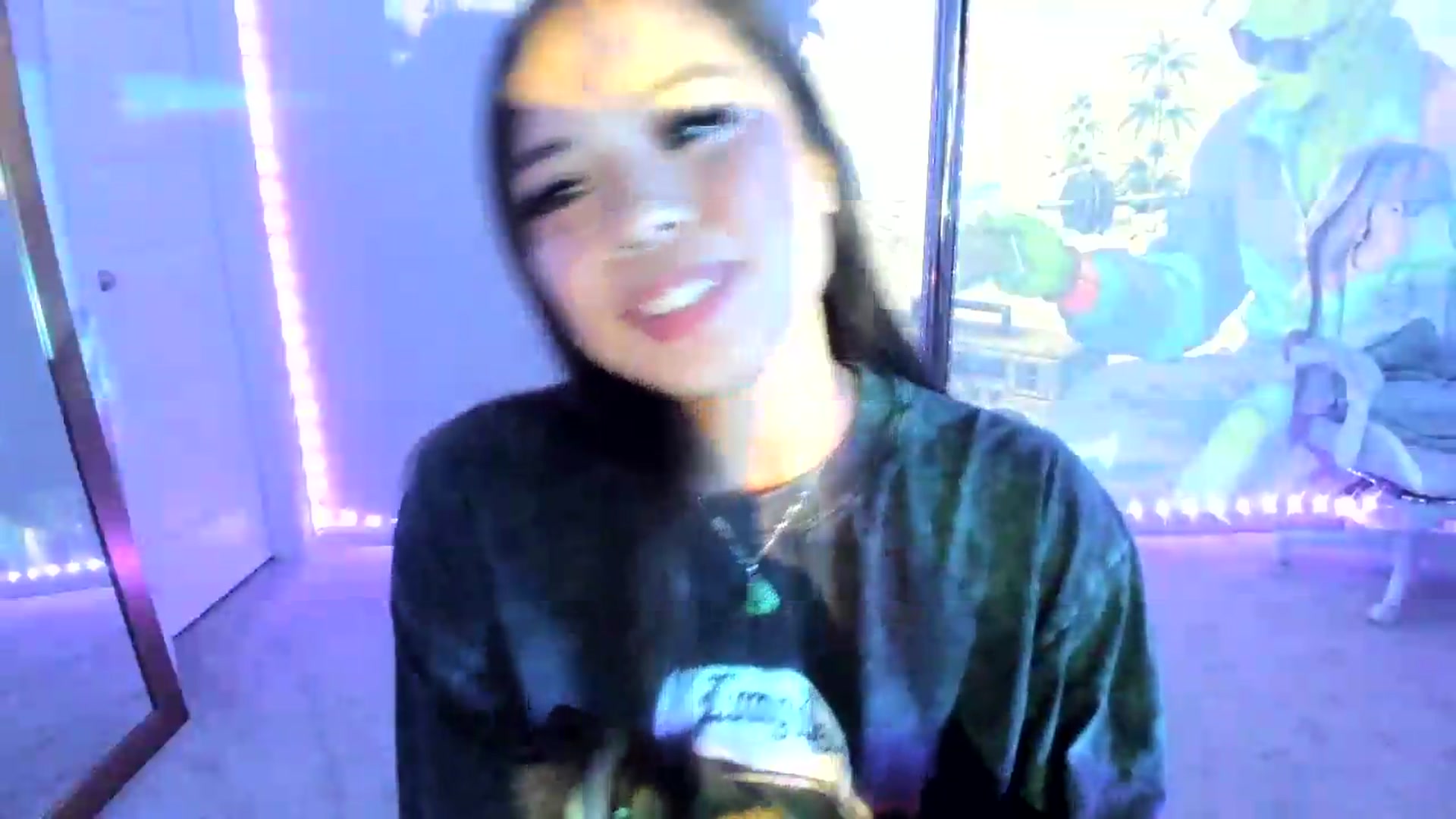 Gallery image thumbnail from dolllface's myfreecams stream on, 08/20/2026, 07:50 image 7 of 20