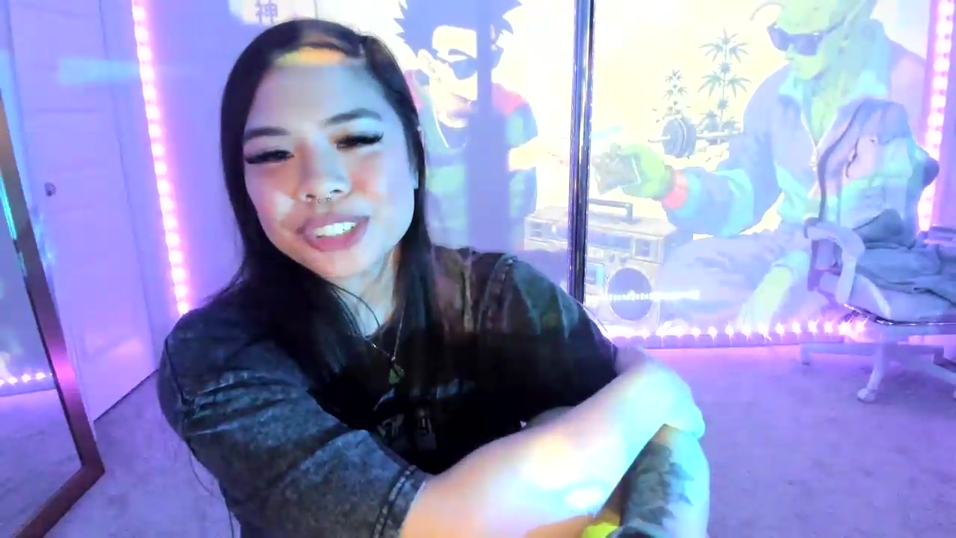 Gallery image thumbnail from dolllface's myfreecams stream on, 08/20/2026, 07:50 image 2 of 20