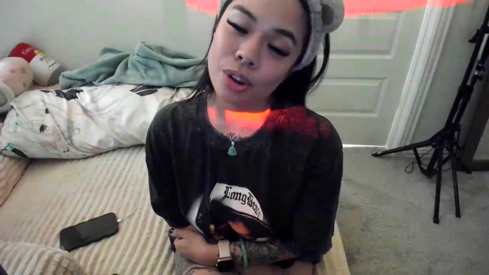 Gallery image thumbnail from dolllface's myfreecams stream on, 08/20/2026, 13:31 image 10 of 20