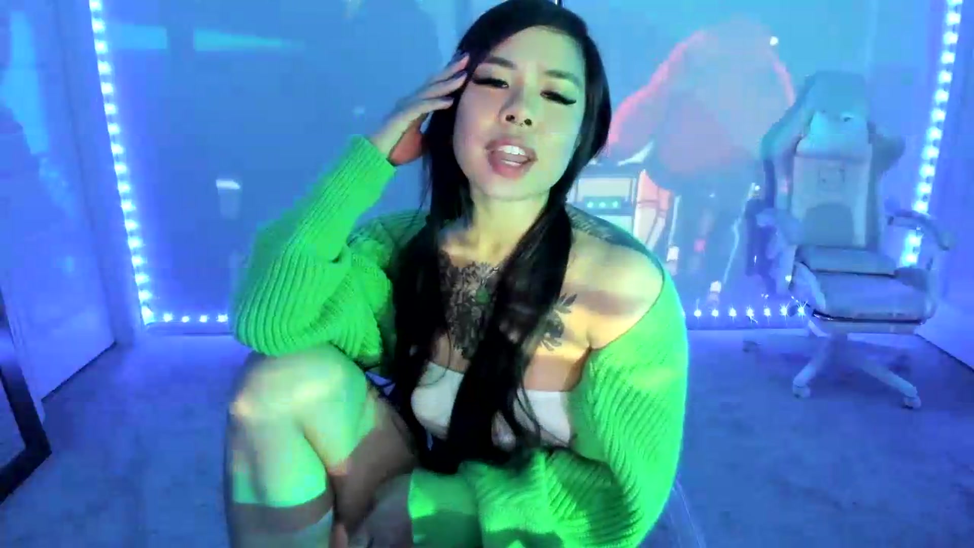 Gallery image thumbnail from dolllface's myfreecams stream on, 08/21/2026, 09:03 image 12 of 20