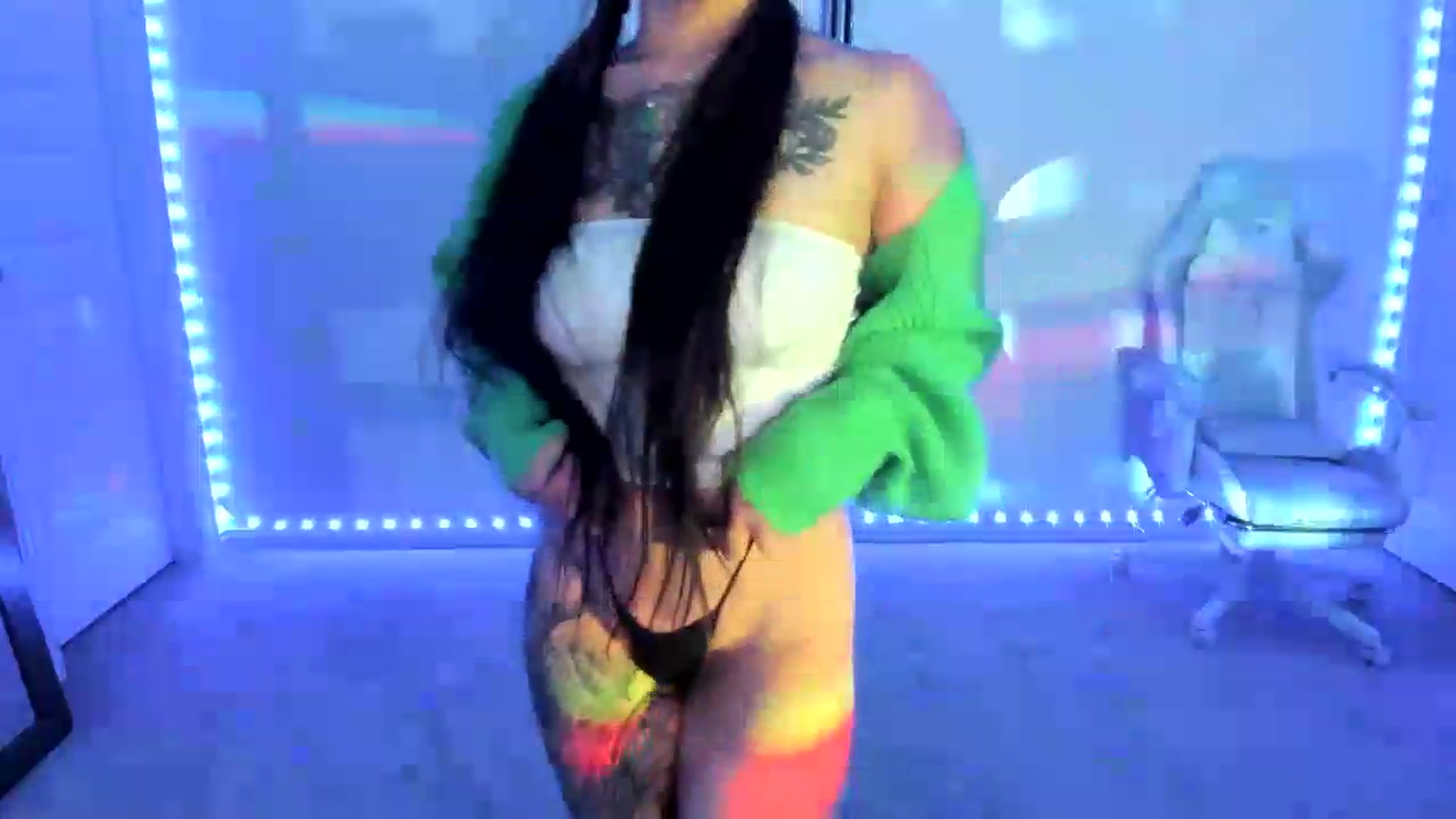 Gallery image thumbnail from dolllface's myfreecams stream on, 08/21/2026, 09:03 image 18 of 20