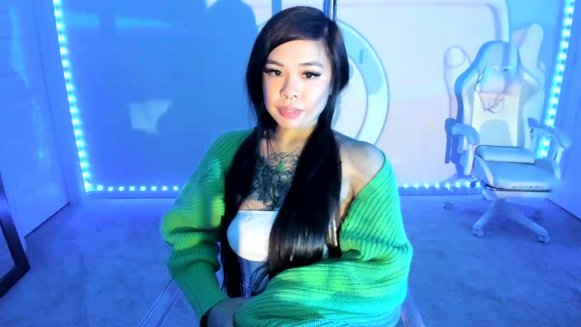 Gallery image thumbnail from dolllface's myfreecams stream on, 08/21/2026, 09:03 image 13 of 20