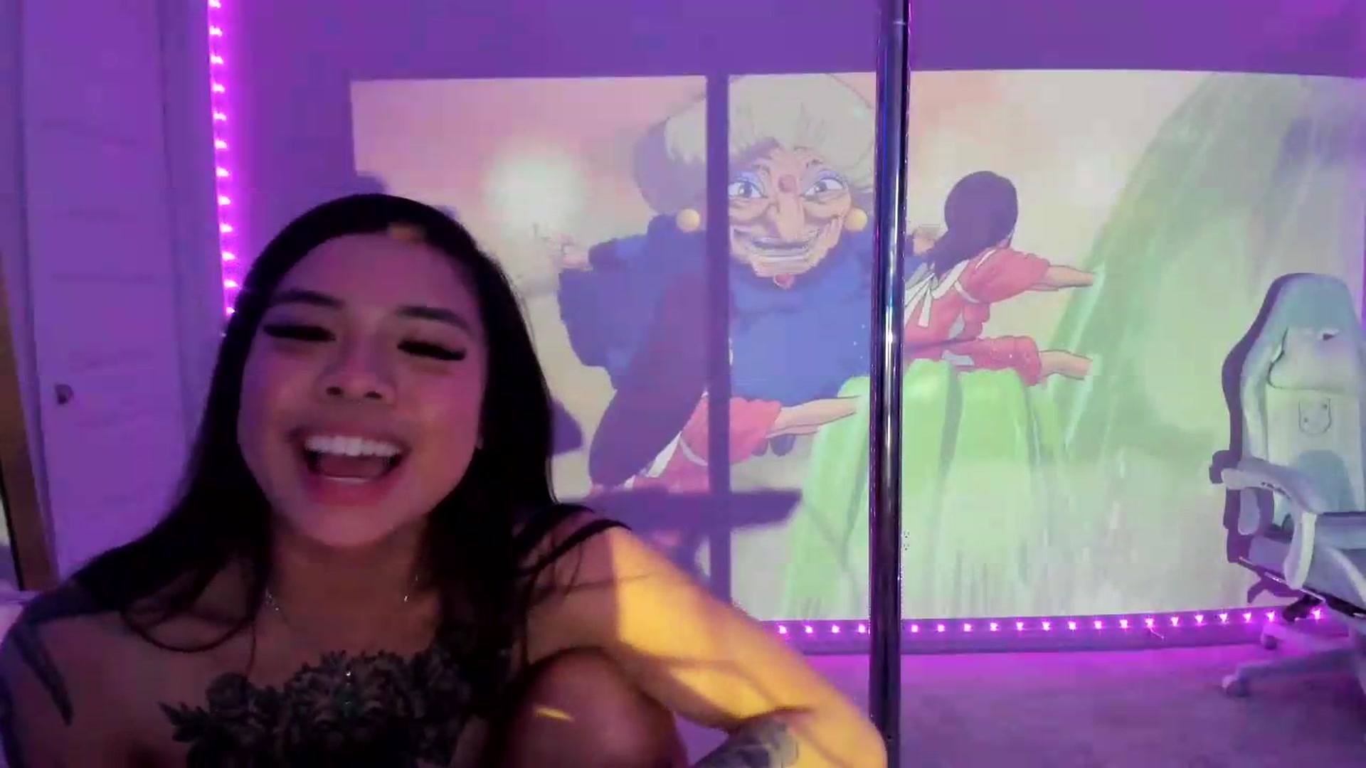 Gallery image thumbnail from dolllface's myfreecams stream on, 08/22/2026, 09:06 image 19 of 20
