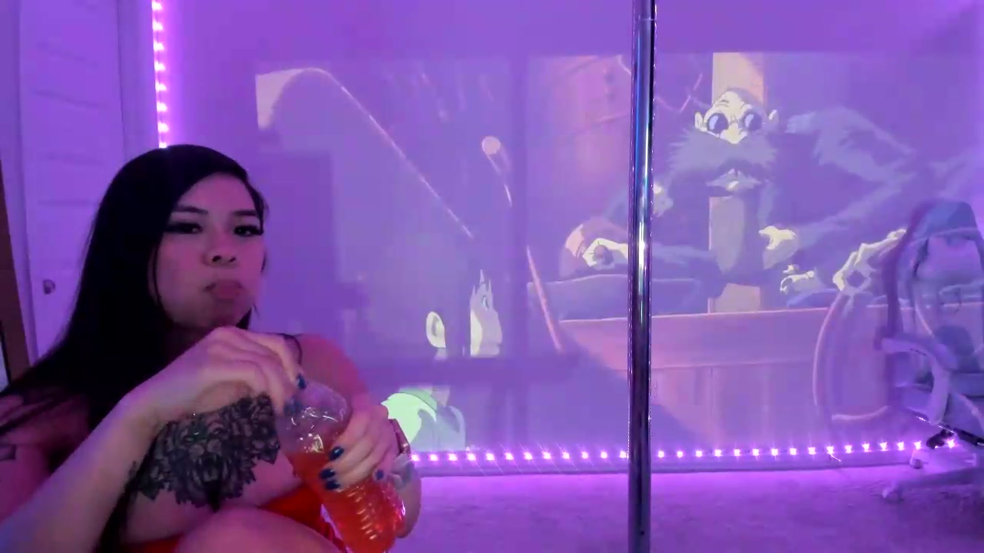 Gallery image thumbnail from dolllface's myfreecams stream on, 08/22/2026, 09:06 image 15 of 20