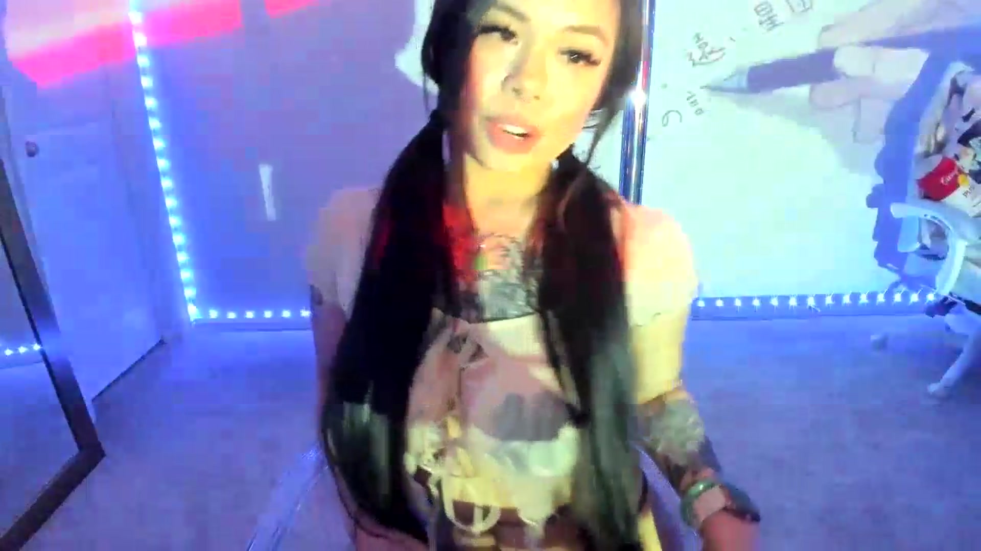 Gallery image thumbnail from dolllface's myfreecams stream on, 08/23/2026, 06:02 image 6 of 20