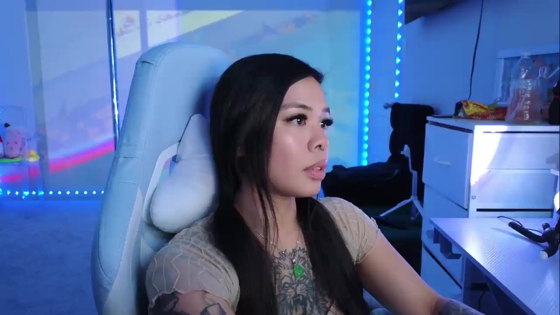 Gallery image thumbnail from dolllface's myfreecams stream on, 08/23/2026, 08:07 image 14 of 20