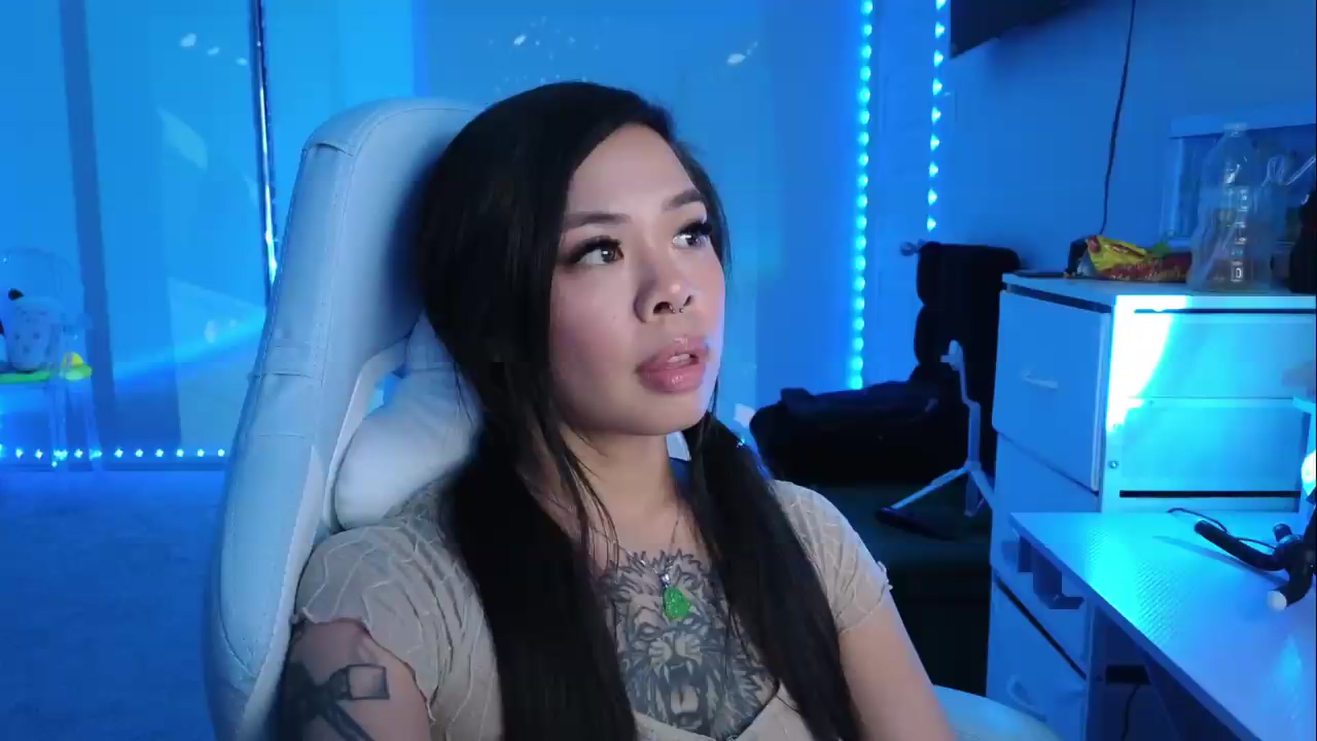 Gallery image thumbnail from dolllface's myfreecams stream on, 08/23/2026, 08:07 image 13 of 20
