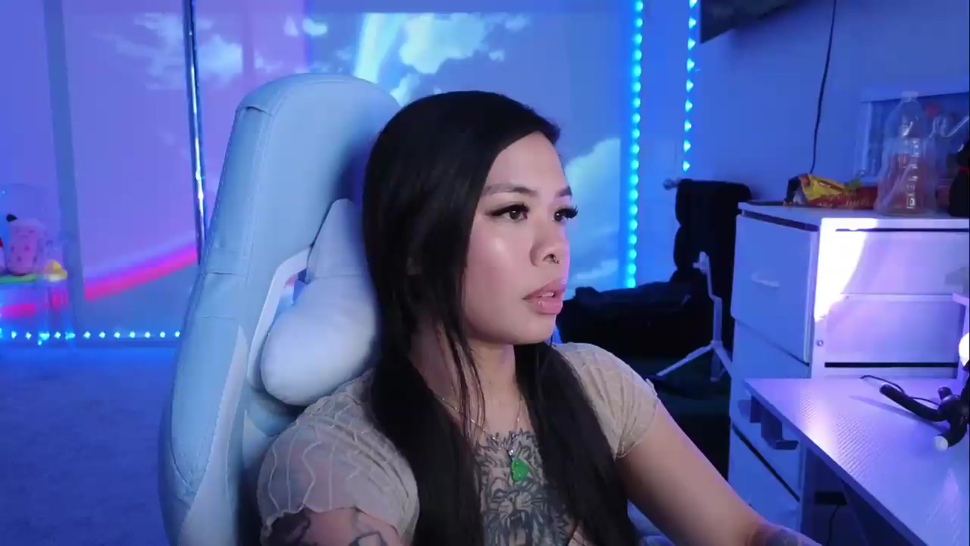 Gallery image thumbnail from dolllface's myfreecams stream on, 08/23/2026, 08:07 image 15 of 20