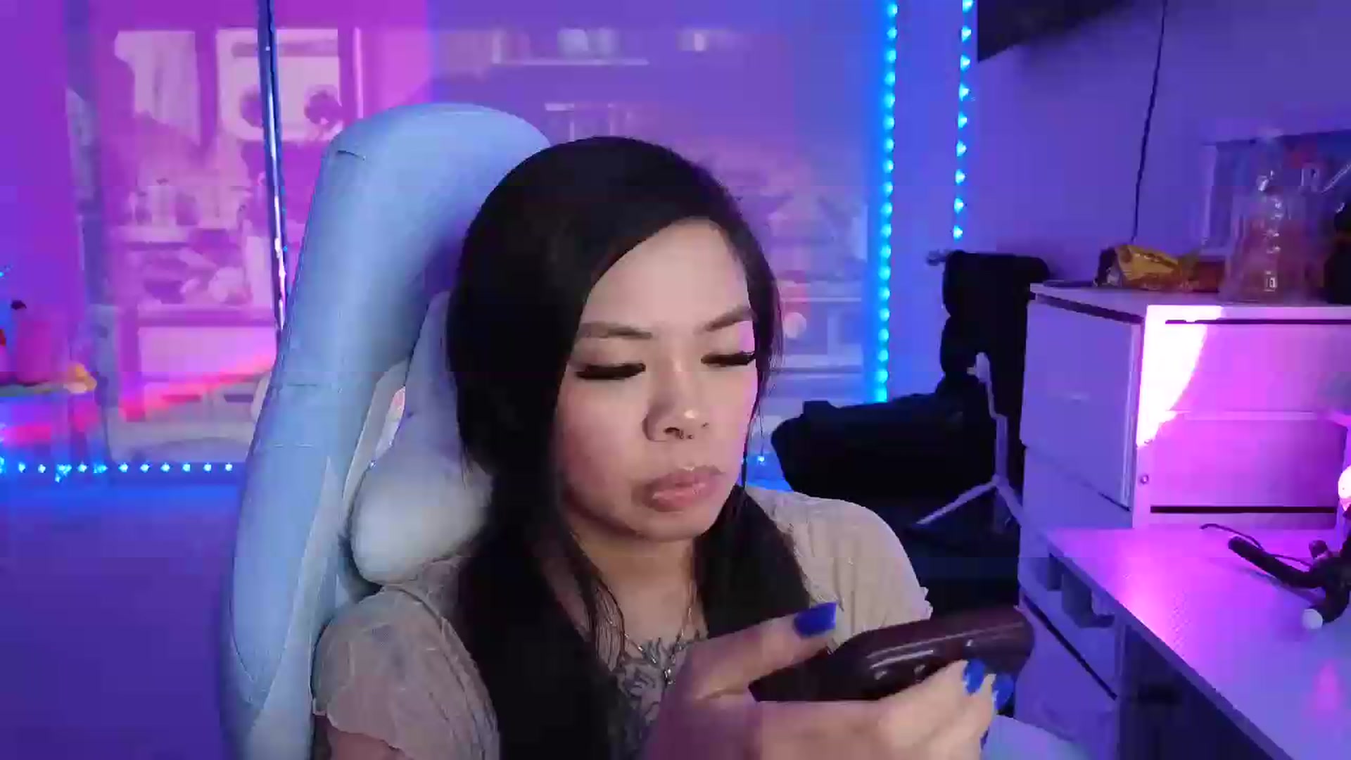 Gallery image thumbnail from dolllface's myfreecams stream on, 08/23/2026, 08:28 image 1 of 20