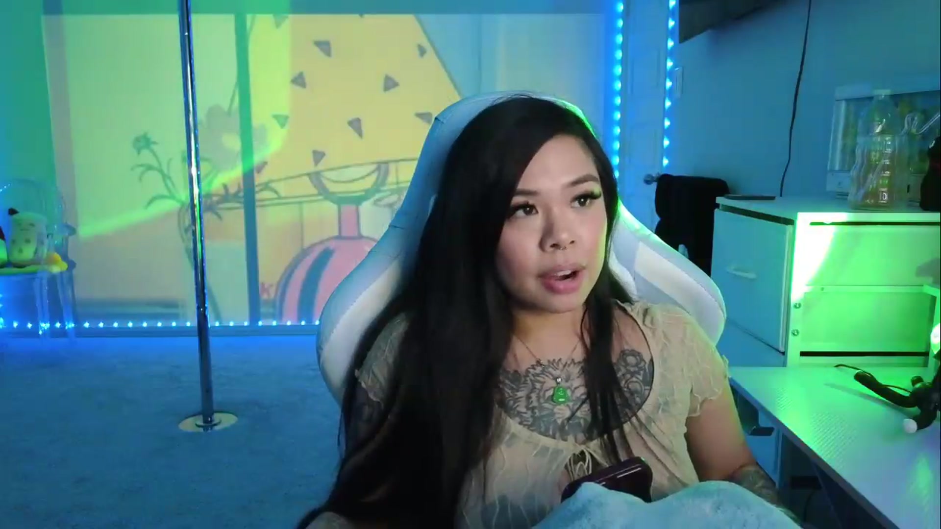 Gallery image thumbnail from dolllface's myfreecams stream on, 08/23/2026, 09:37 image 8 of 20