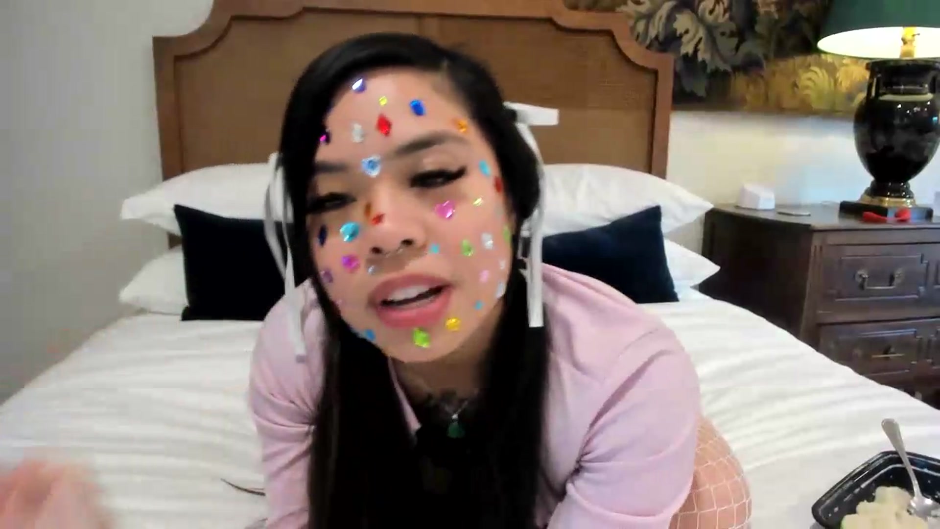 Gallery image thumbnail from dolllface's myfreecams stream on, 08/24/2026, 13:36 image 19 of 20