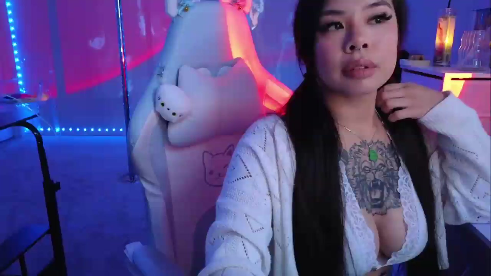 Gallery image thumbnail from dolllface's myfreecams stream on, 08/25/2026, 08:05 image 1 of 20
