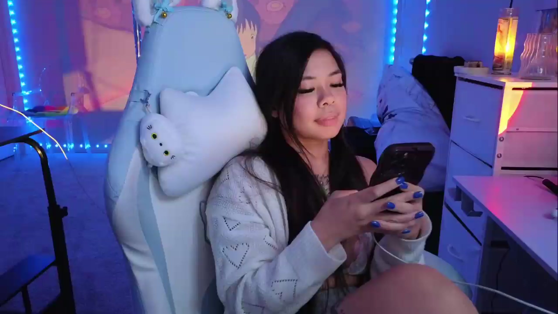 Gallery image thumbnail from dolllface's myfreecams stream on, 08/25/2026, 12:18 image 7 of 20