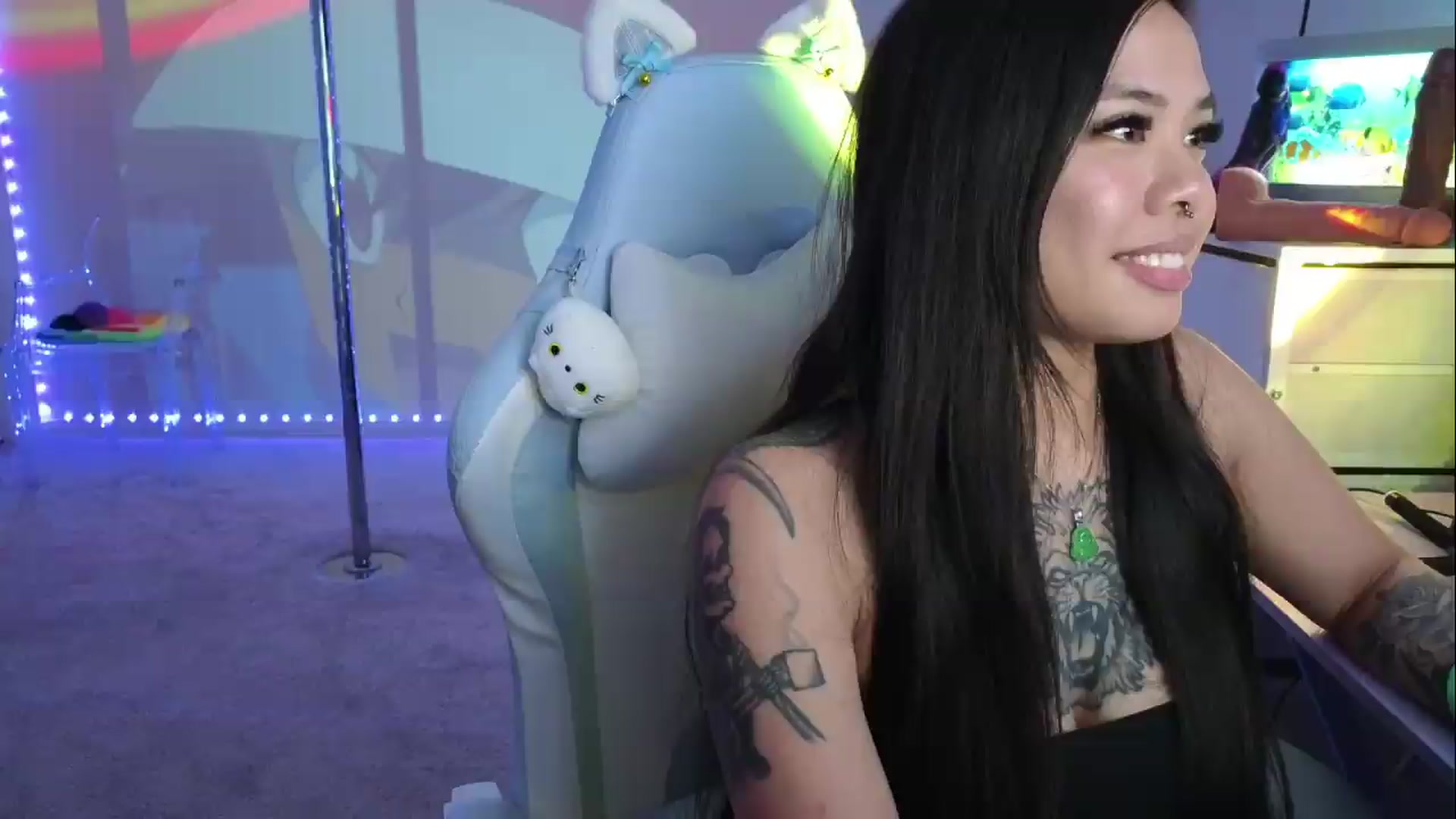 Gallery image thumbnail from dolllface's myfreecams stream on, 08/26/2026, 16:53 image 11 of 20