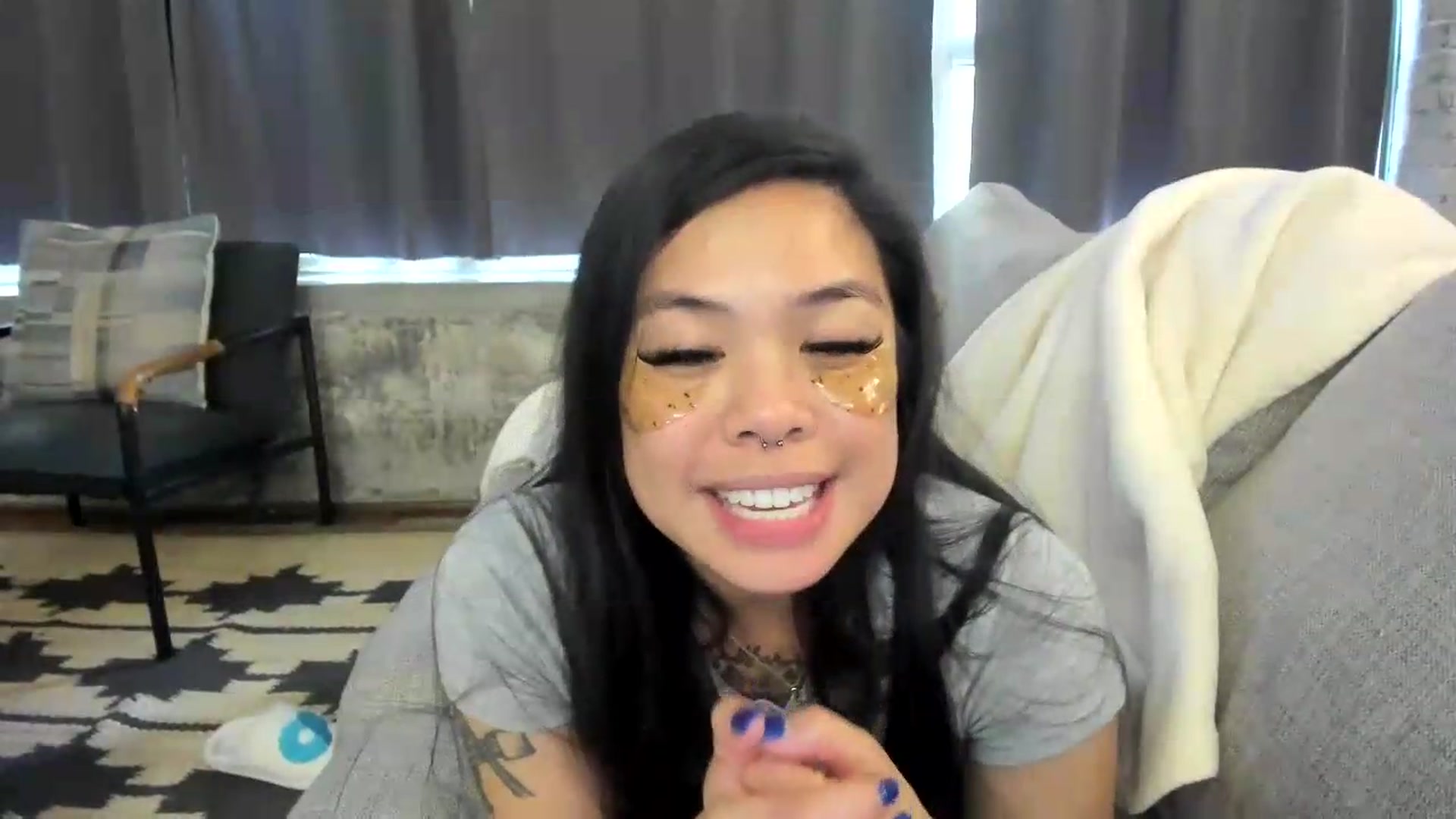 Gallery image thumbnail from dolllface's myfreecams stream on, 08/29/2026, 18:25 image 13 of 20
